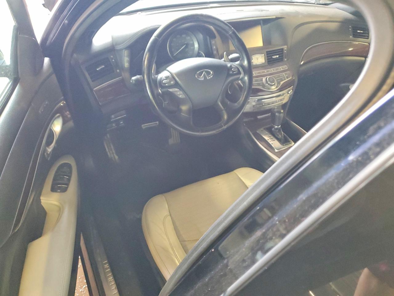 2015 Infiniti Q70 3.7 Blue vin: JN1BY1AR3FM562760