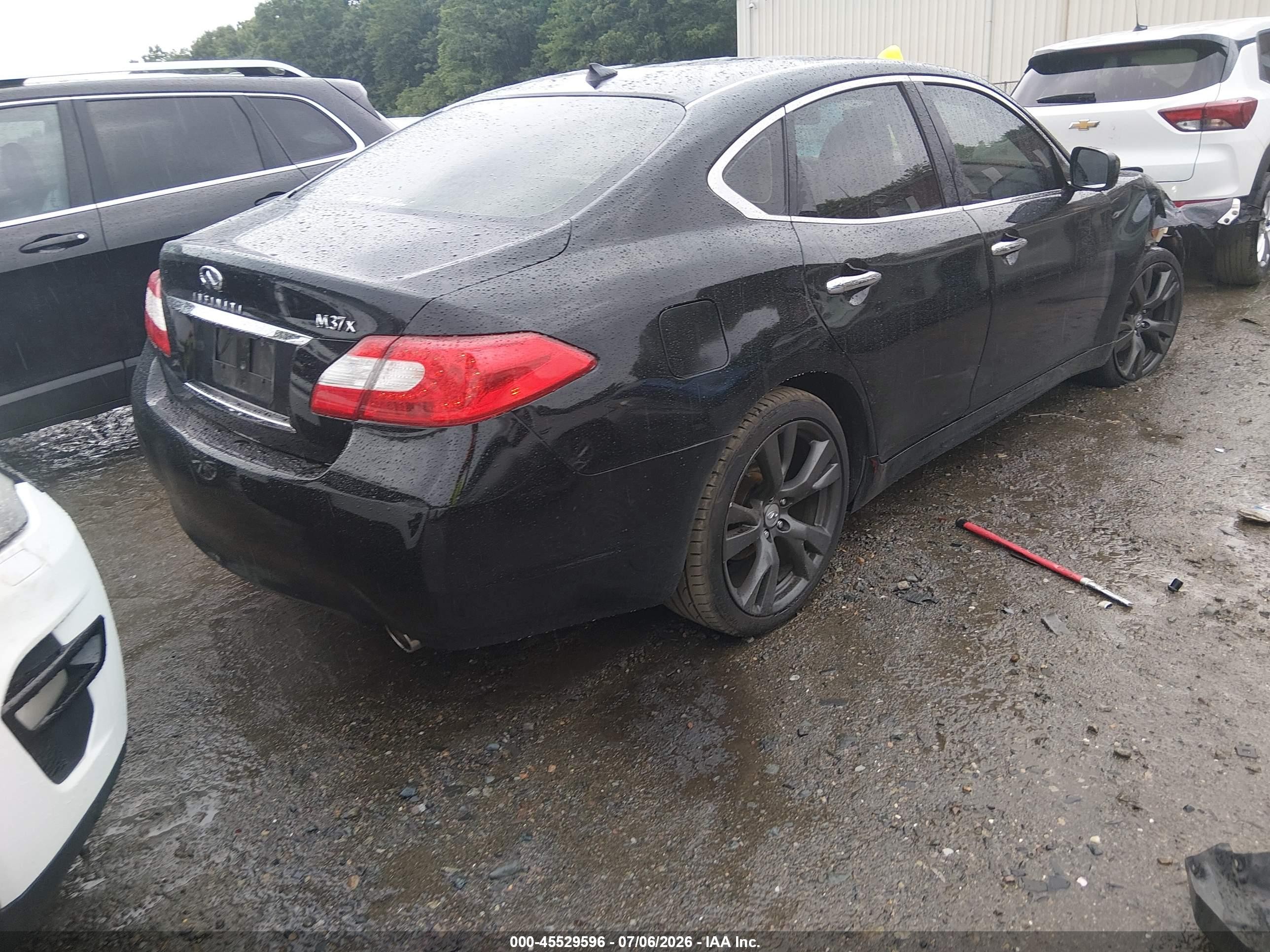 2011 Infiniti M37x   Black vin: JN1BY1AR4BM370709