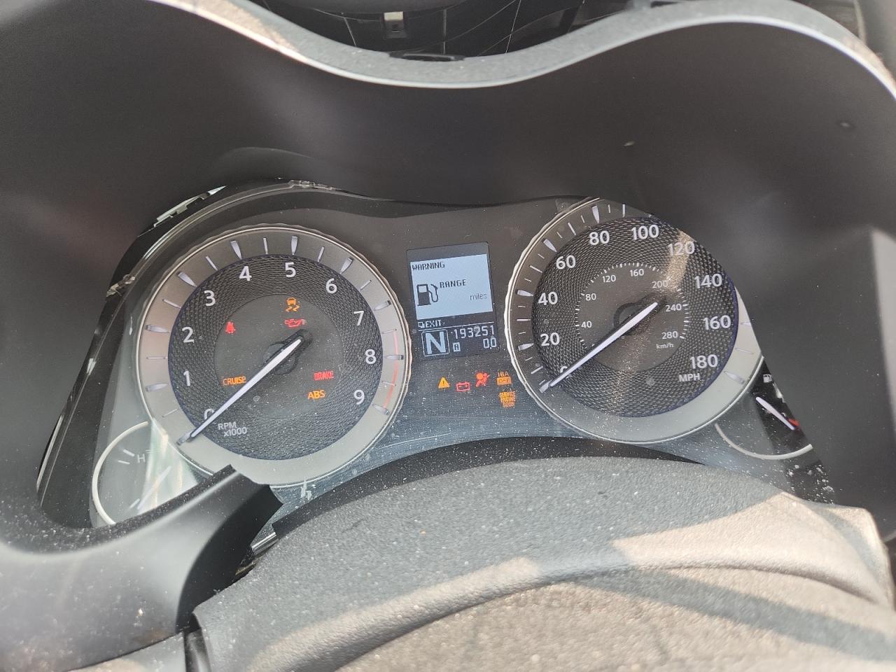 2011 Infiniti M37 X Silver vin: JN1BY1AR4BM376090