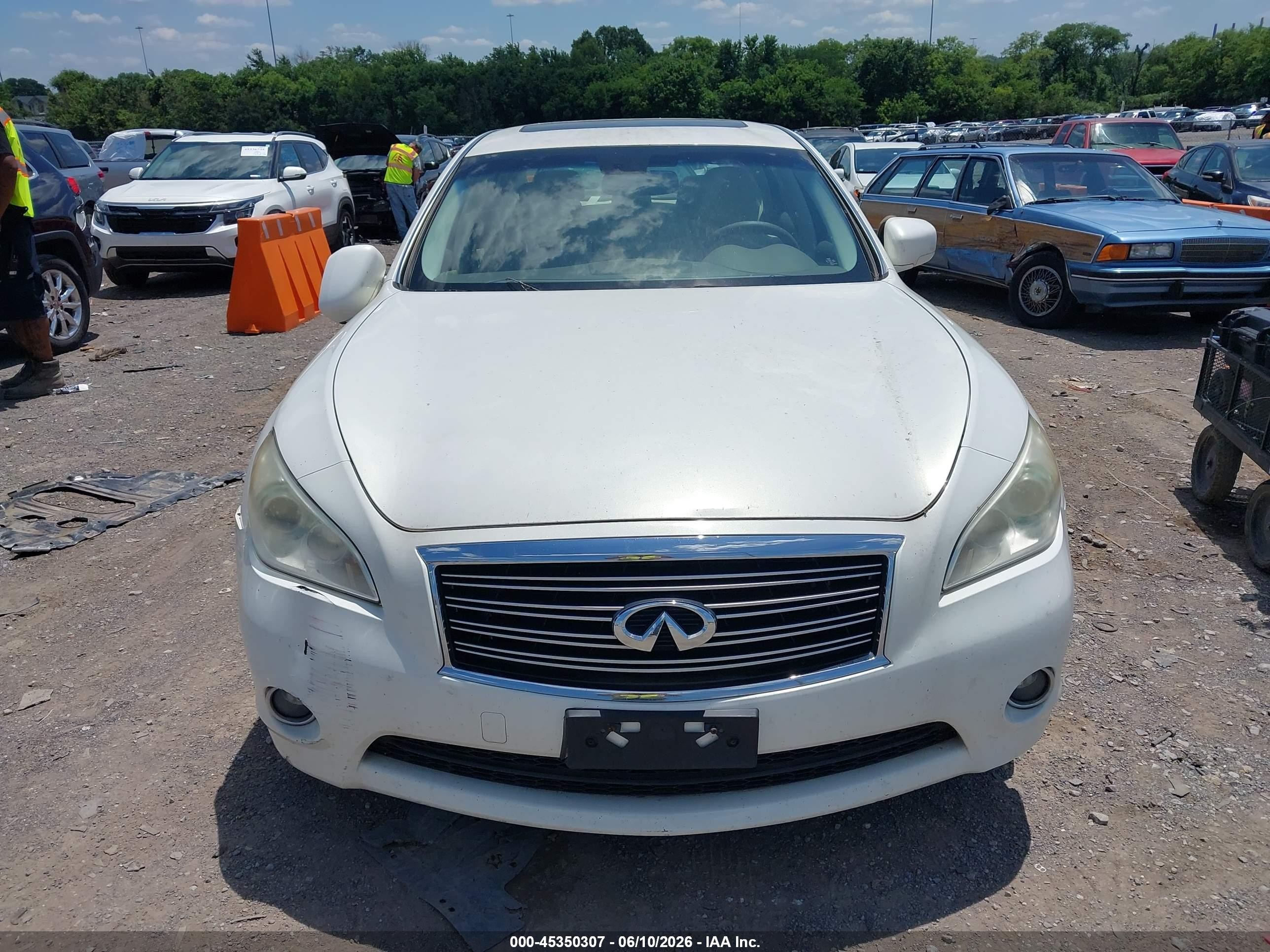 2012 Infiniti M37x   White vin: JN1BY1AR4CM390749