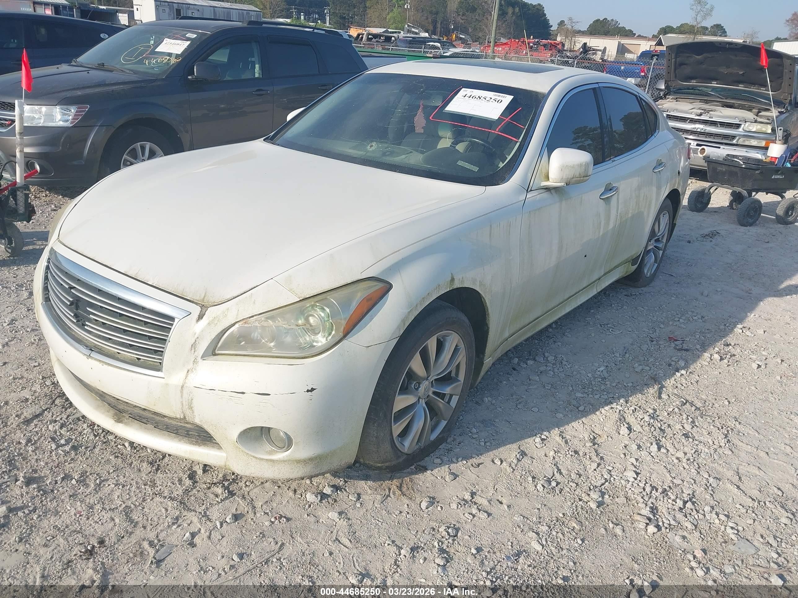 2012 Infiniti M37x   White vin: JN1BY1AR4CM393795