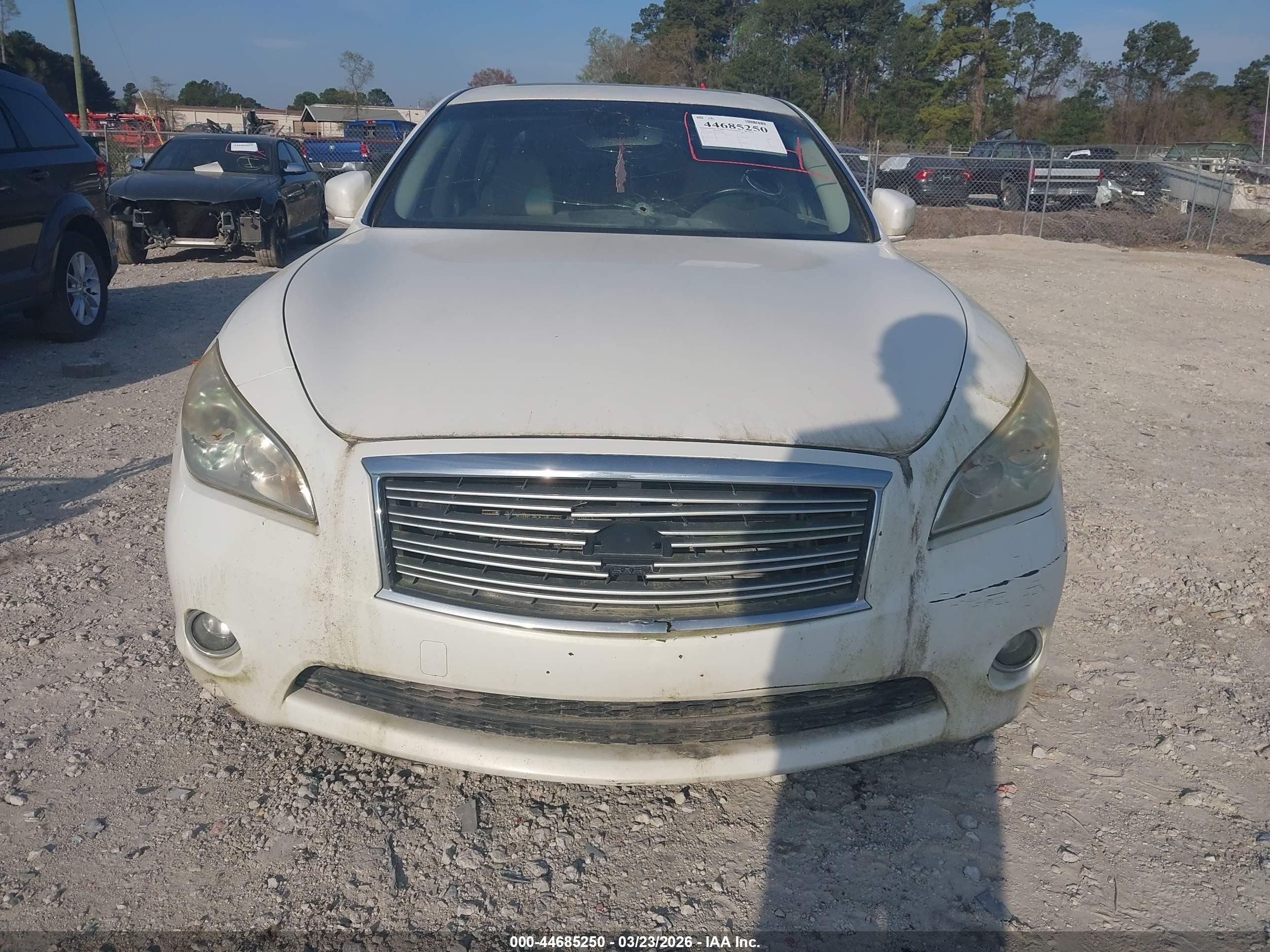 2012 Infiniti M37x   White vin: JN1BY1AR4CM393795
