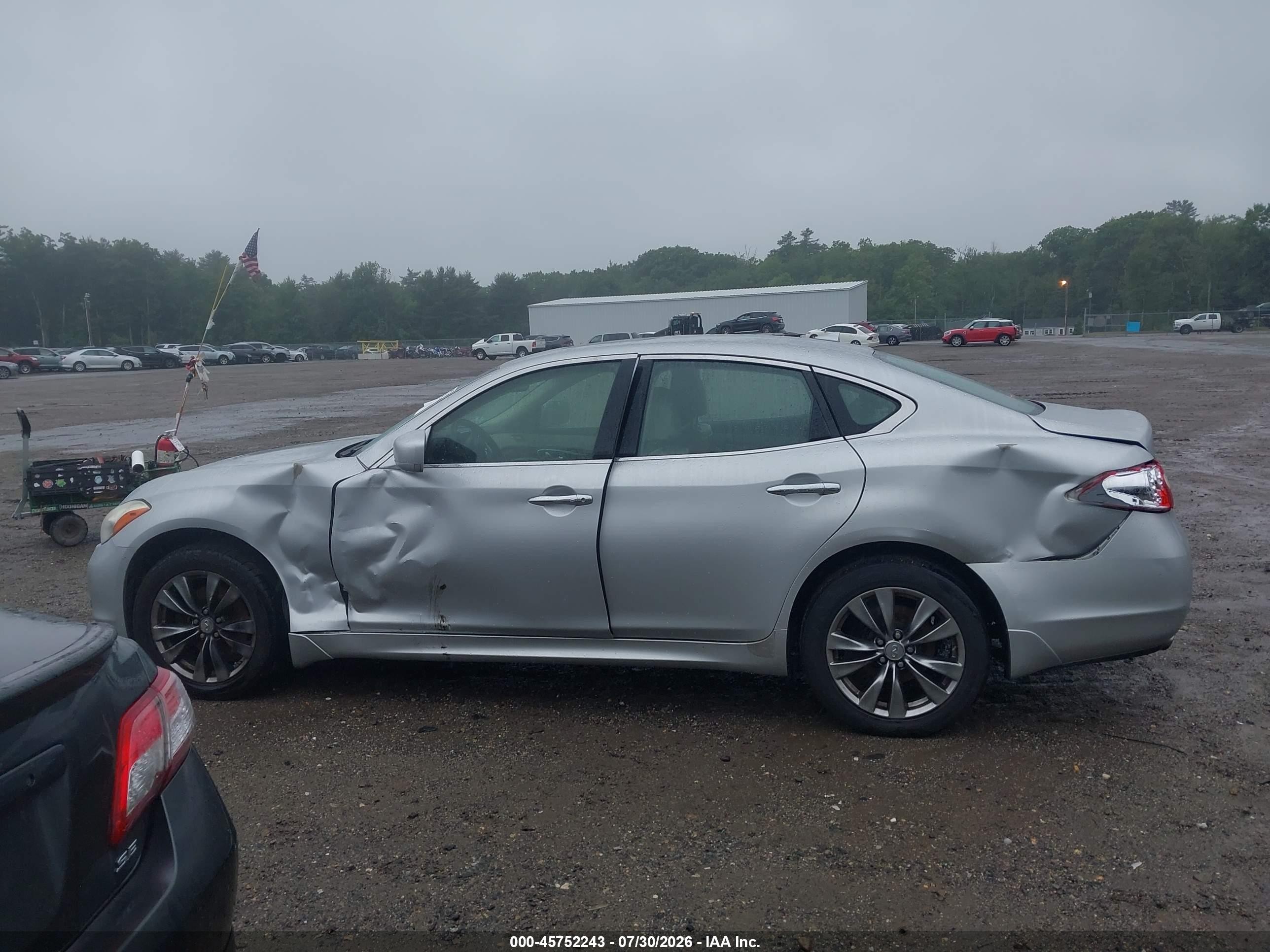 2012 Infiniti M37x   Серебряный vin: JN1BY1AR4CM394039