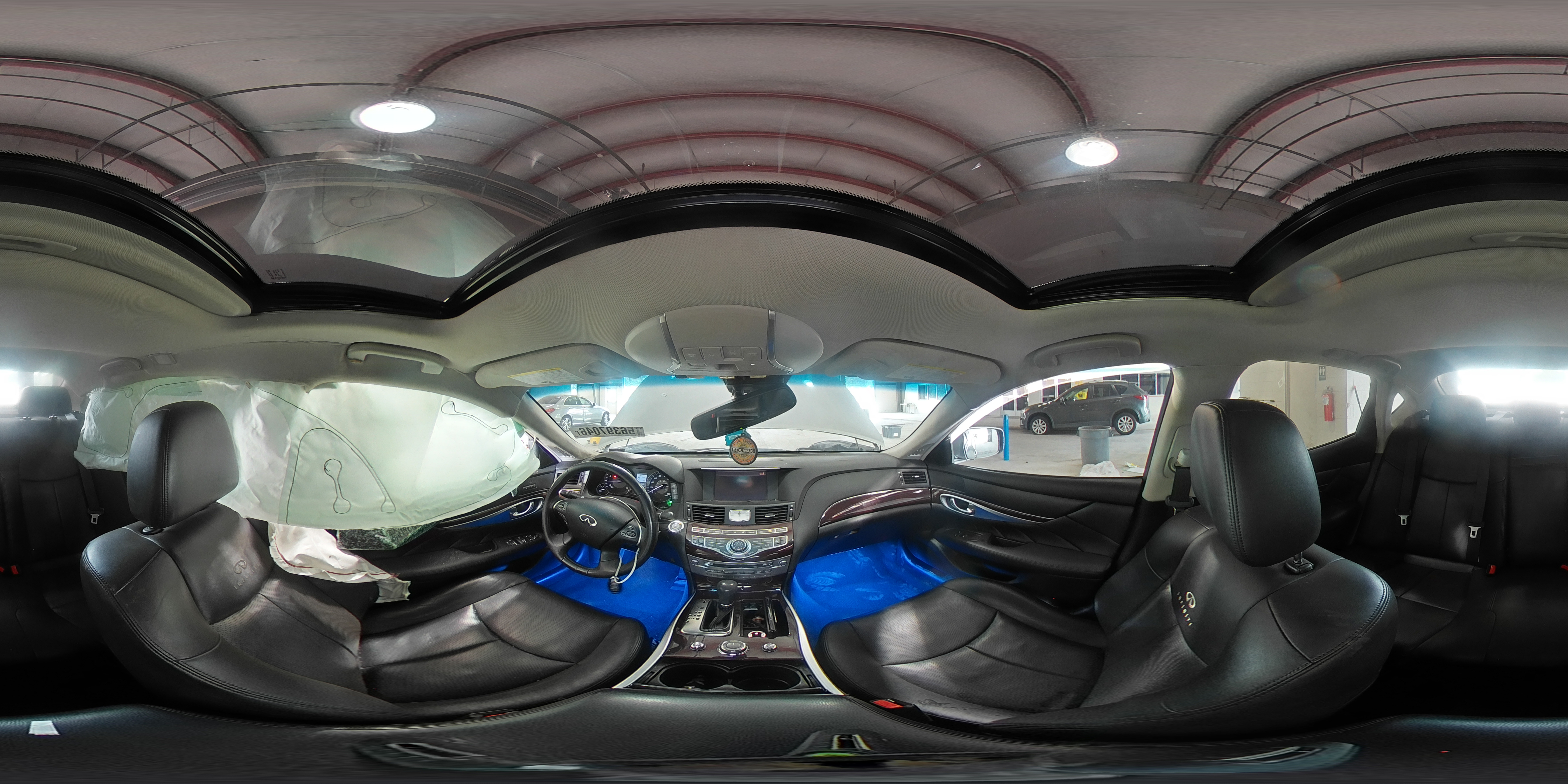 2014 Infiniti Q70 3.7 Silver vin: JN1BY1AR4EM320459
