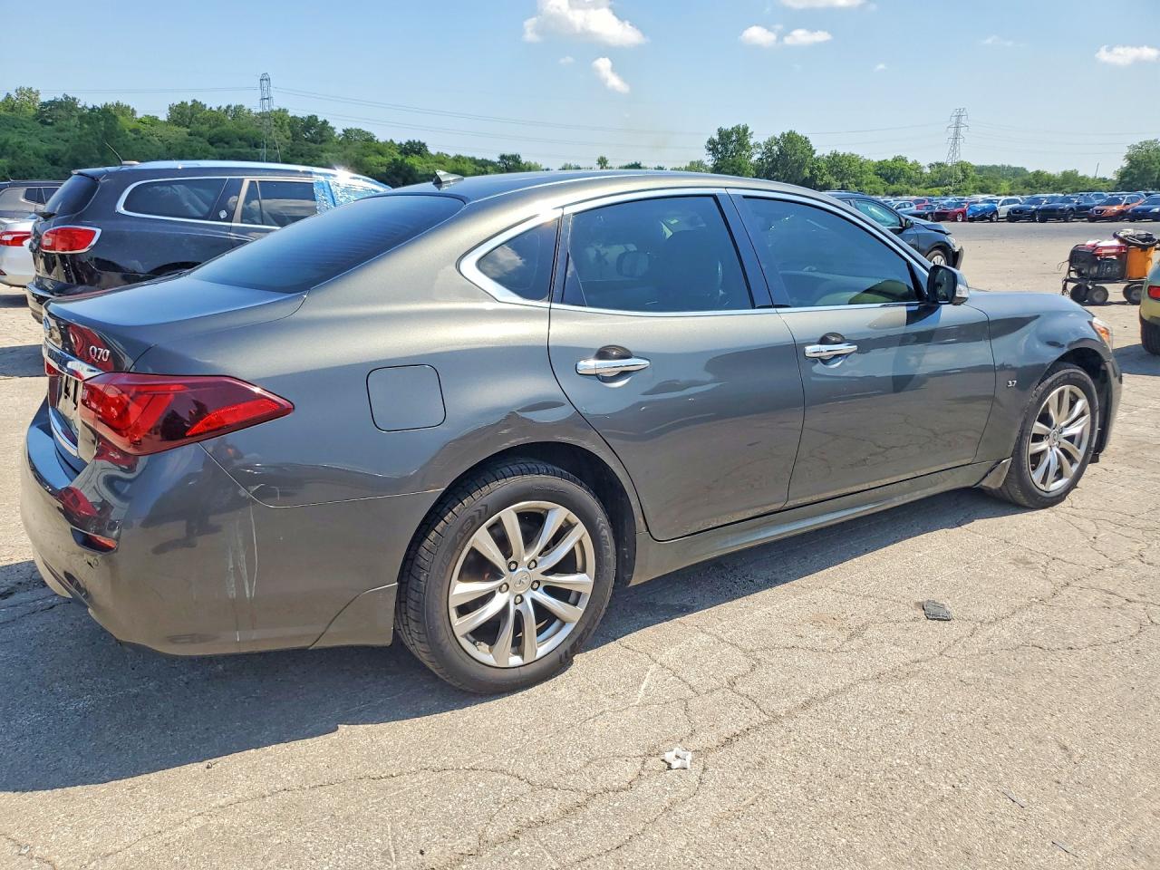 2015 Infiniti Q70 3.7 Серый vin: JN1BY1AR4FM562038