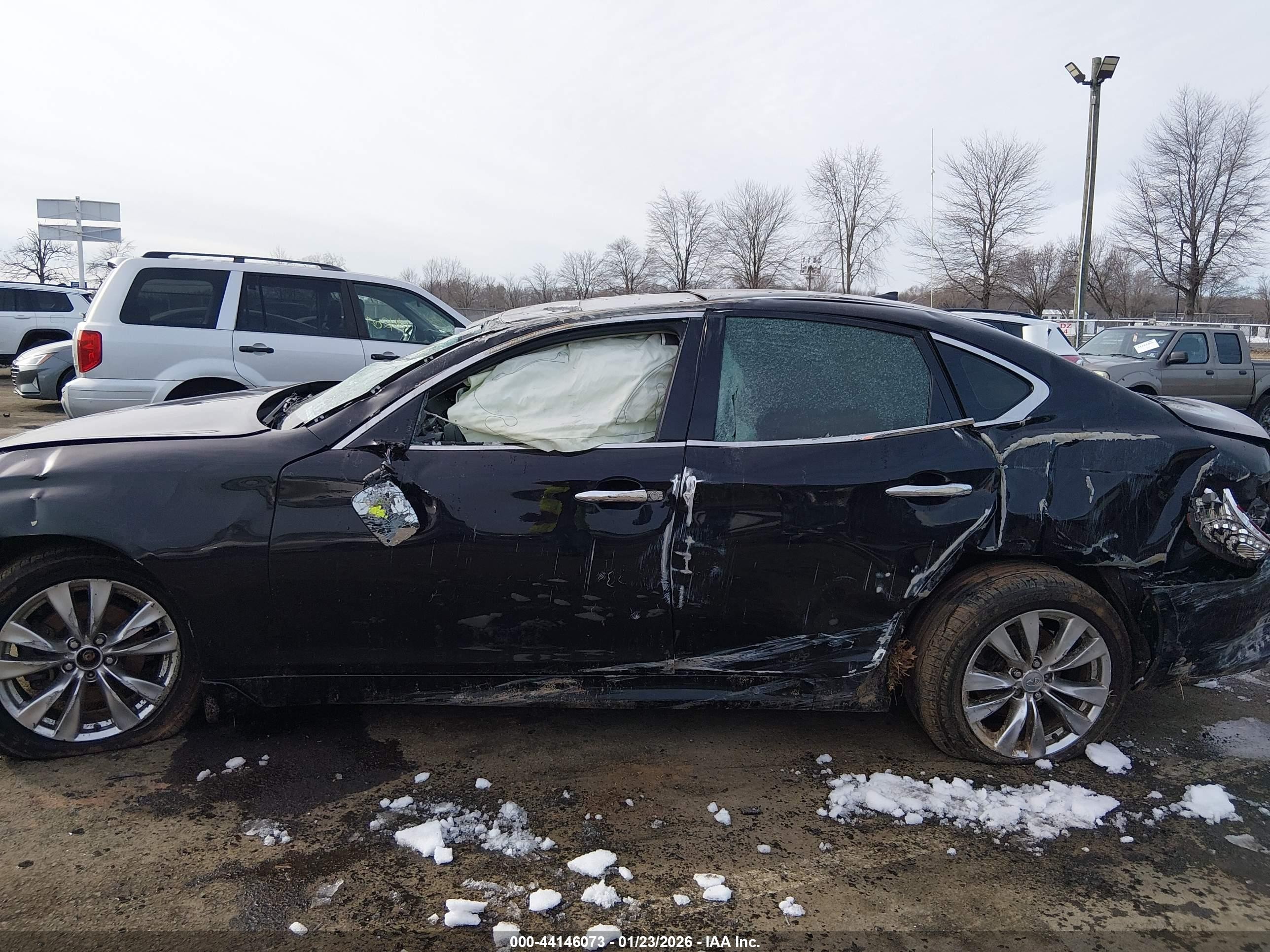 2012 Infiniti M37x   Black vin: JN1BY1AR5CM396480