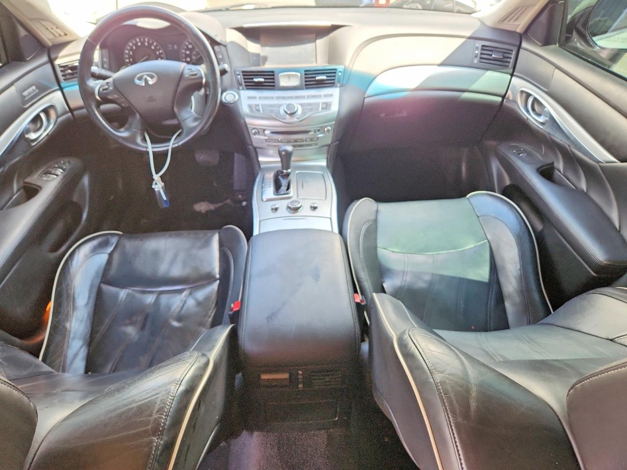 2015 Infiniti Q70 3.7 White vin: JN1BY1AR5FM560976