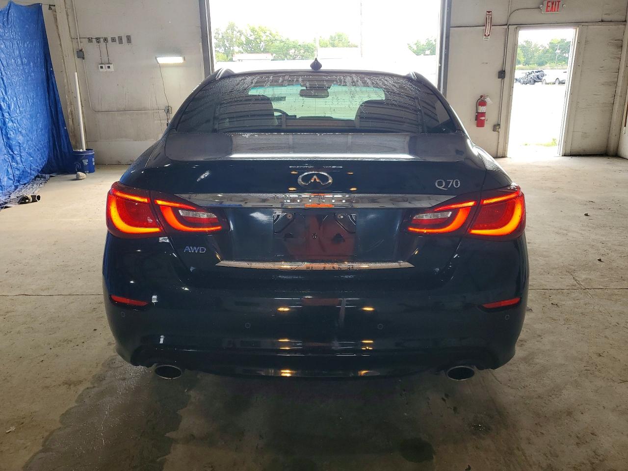 2015 Infiniti Q70 3.7 Charcoal vin: JN1BY1AR5FM561867