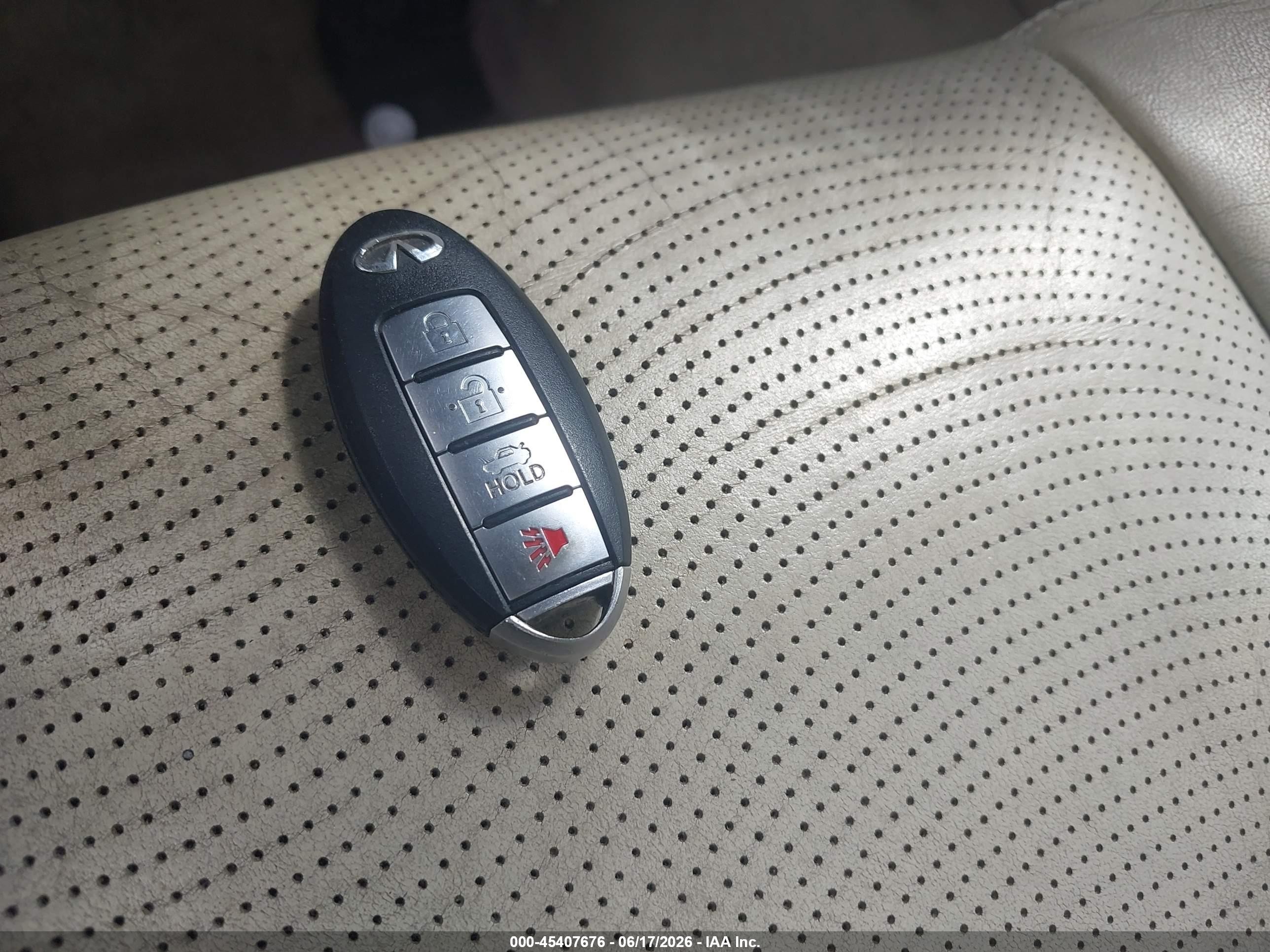 2012 Infiniti M37x   Blue vin: JN1BY1AR6CM395113