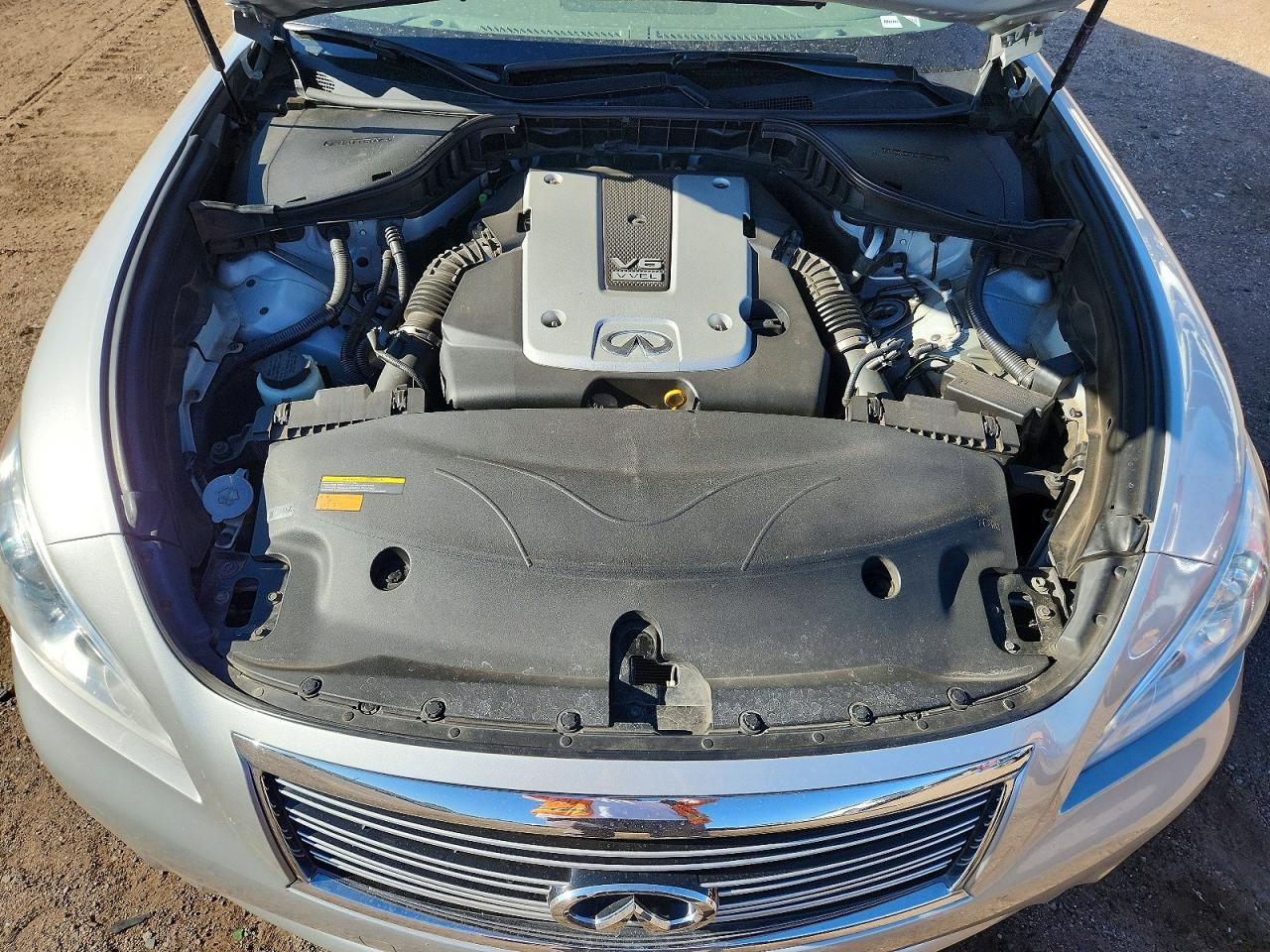 2013 Infiniti M37 X Silver vin: JN1BY1AR6DM602312