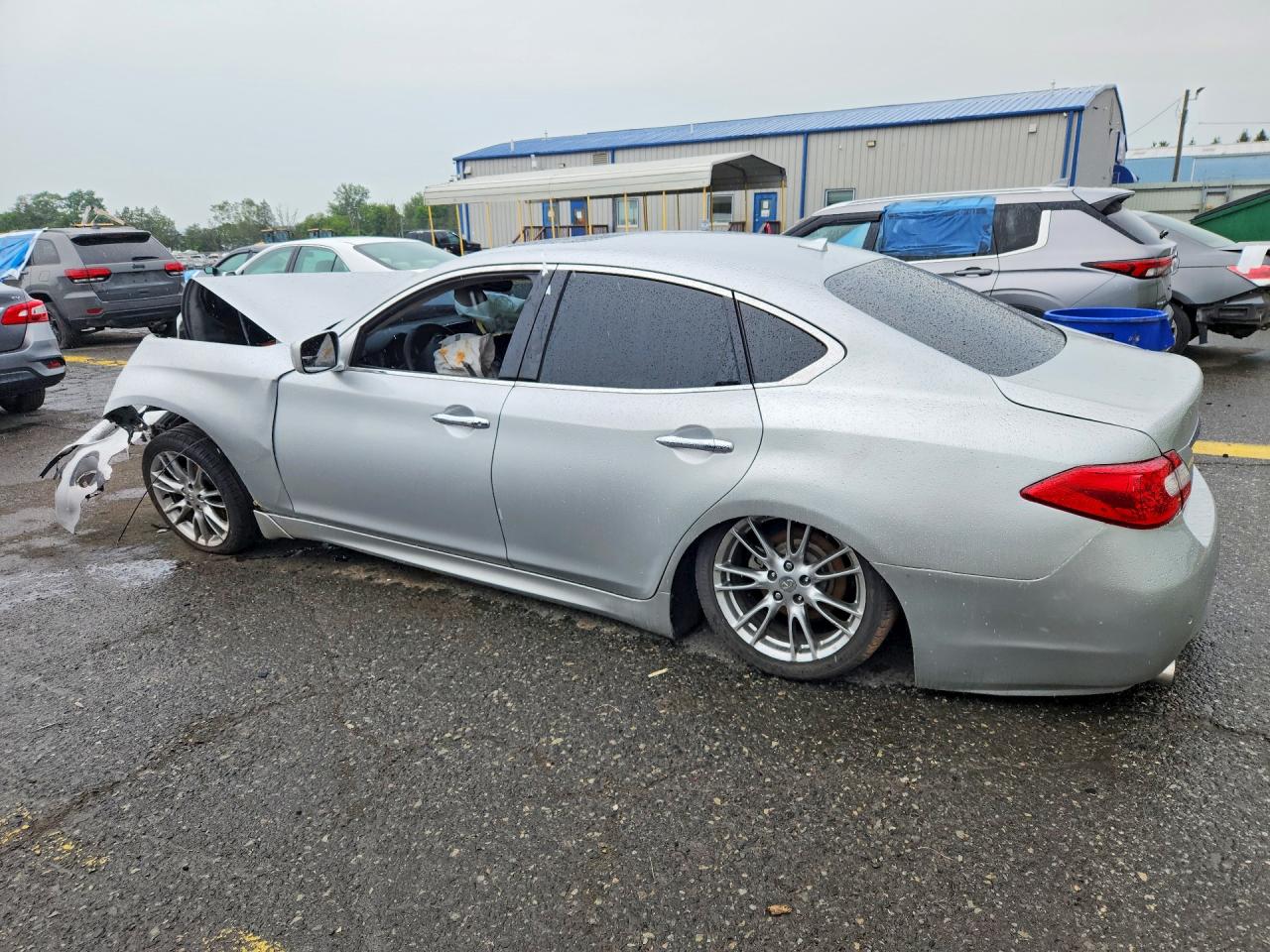 2013 Infiniti M37 X Silver vin: JN1BY1AR7DM602593