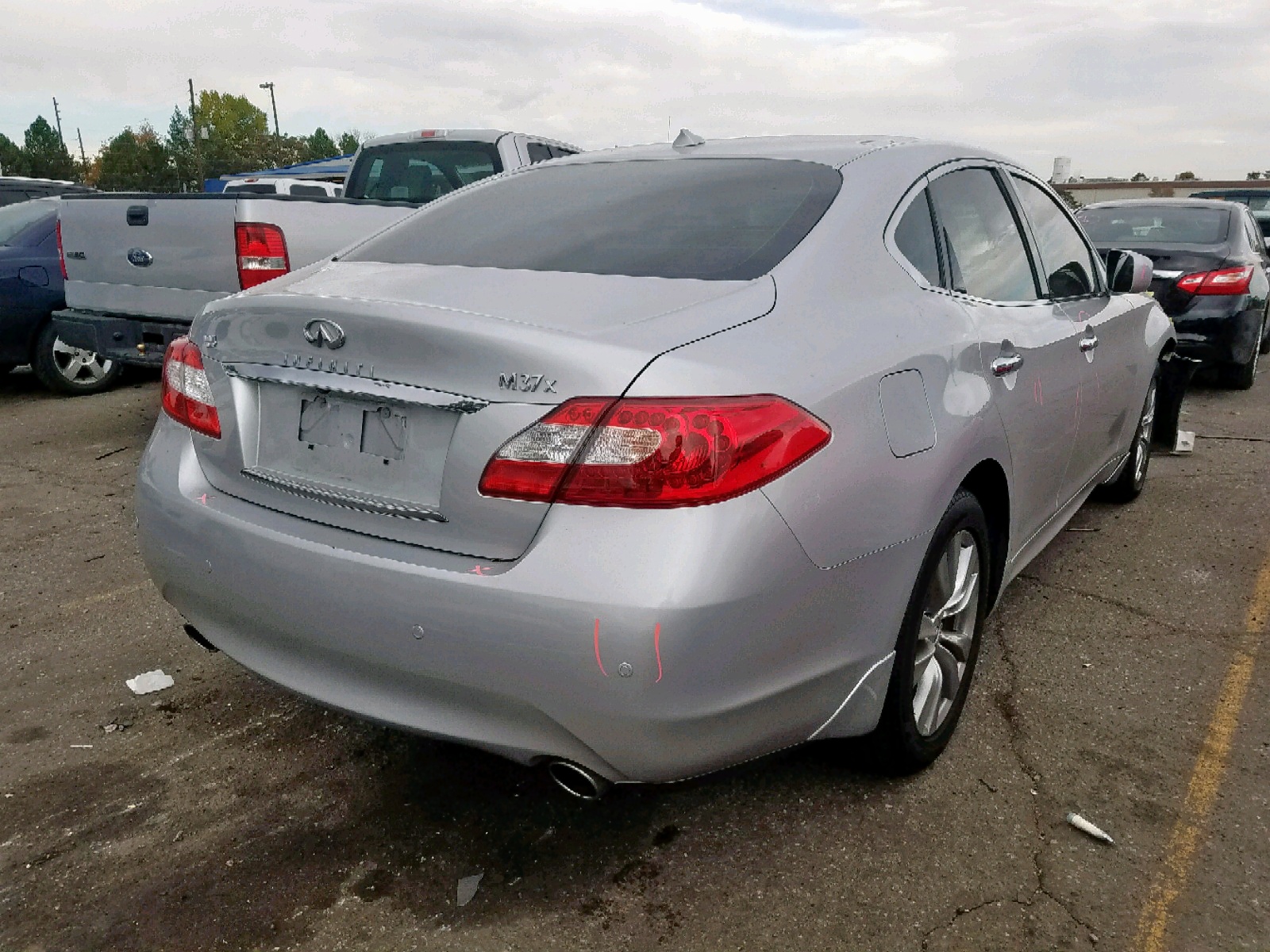 2013 Infiniti M37 X Silver vin: JN1BY1AR7DM604117