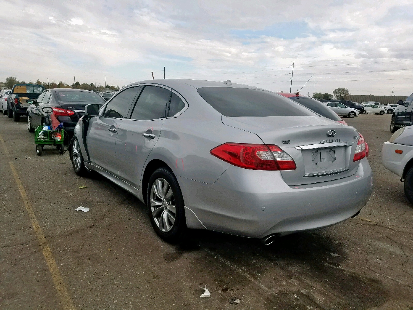 2013 Infiniti M37 X Silver vin: JN1BY1AR7DM604117