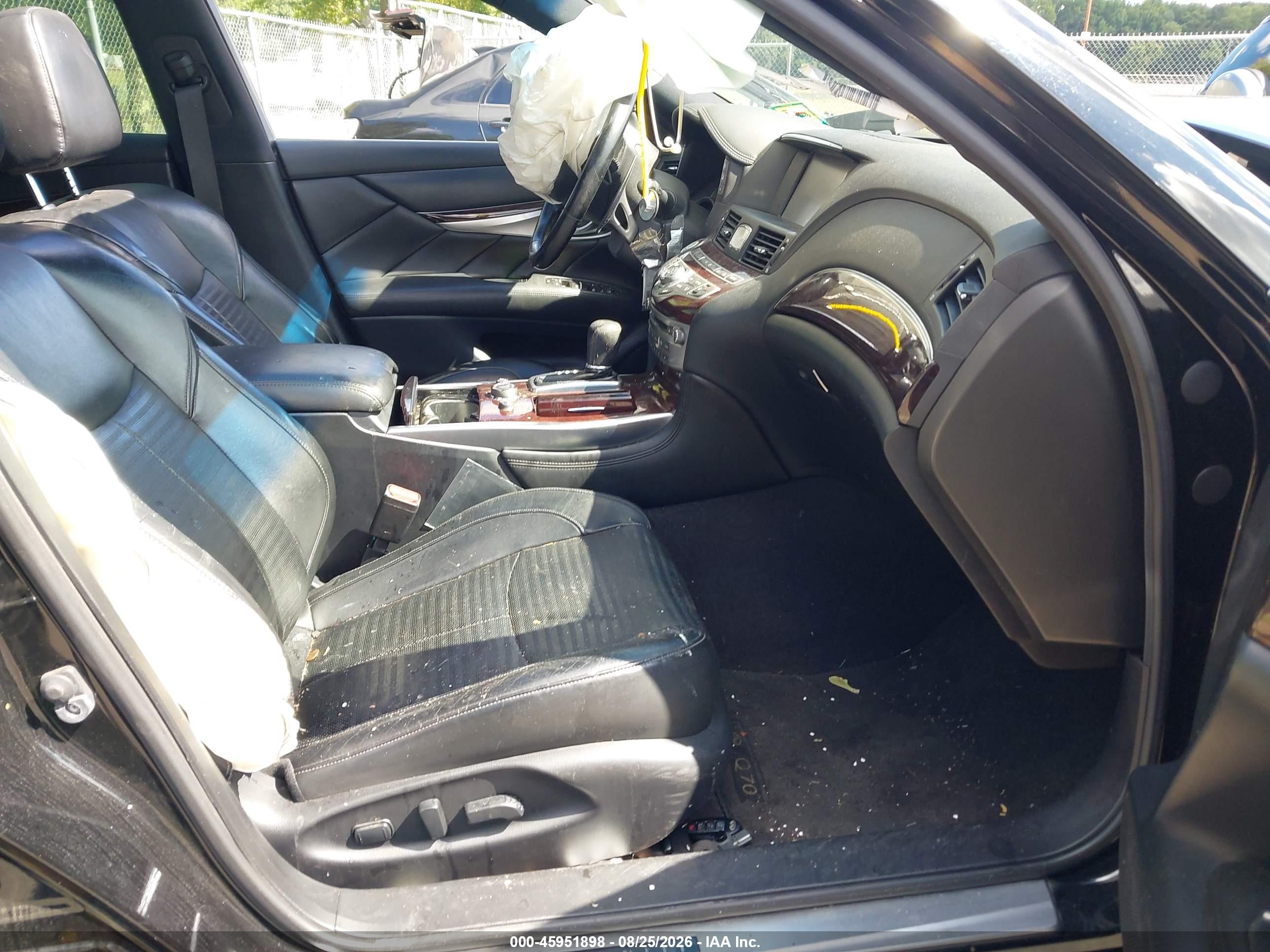 2015 Infiniti Q70 3.7x Black vin: JN1BY1AR7FM561742