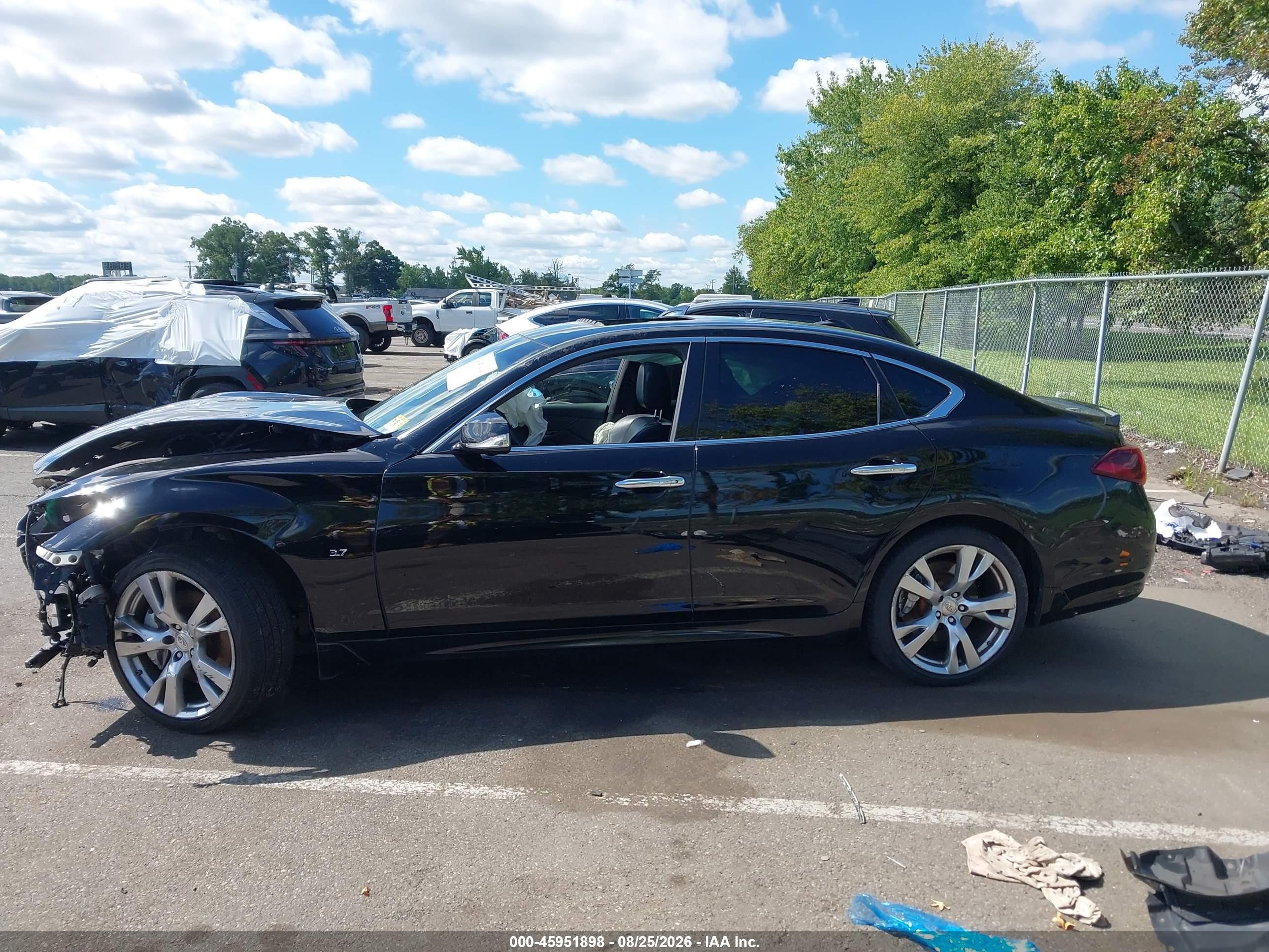 2015 Infiniti Q70 3.7x Black vin: JN1BY1AR7FM561742