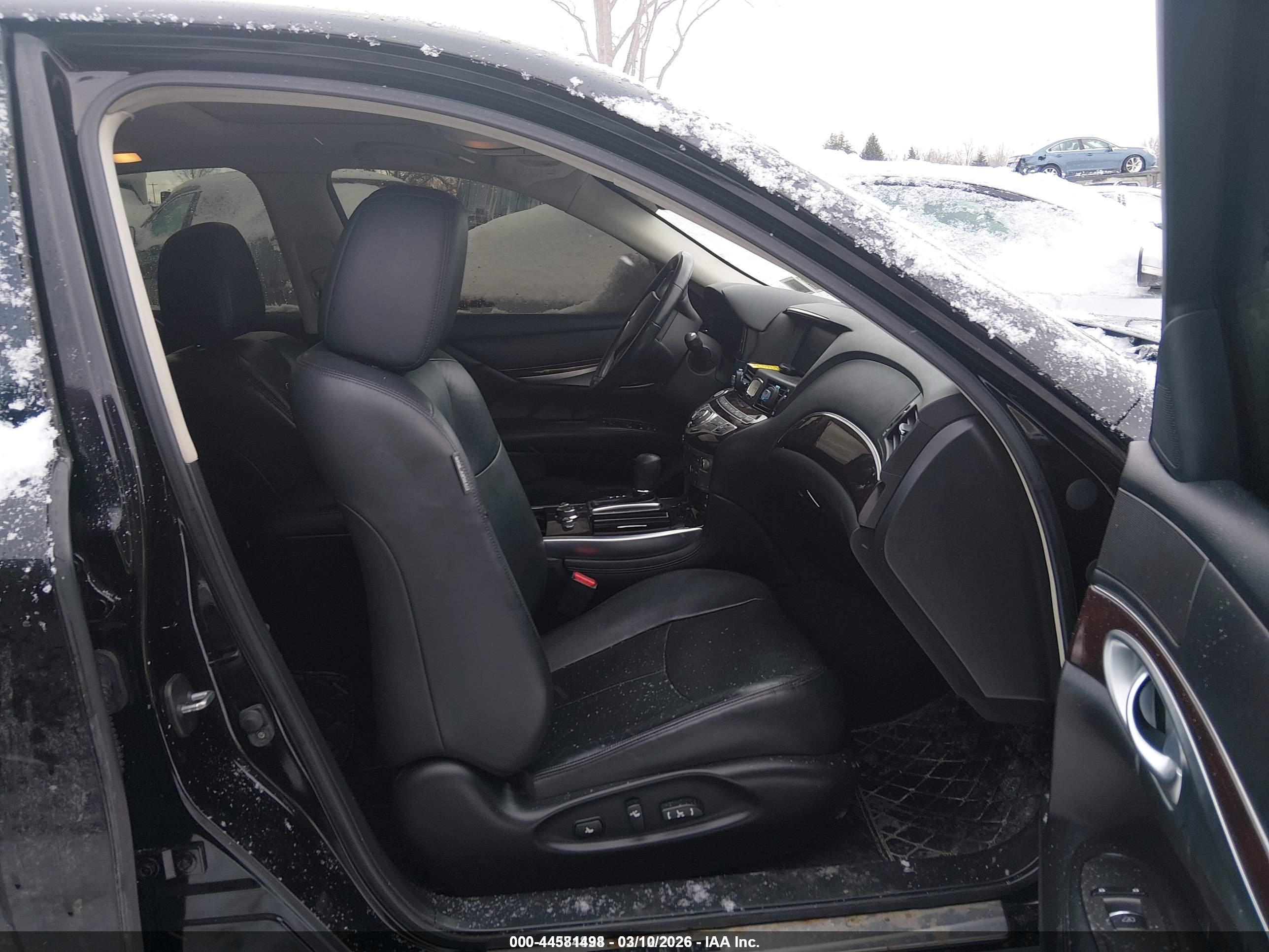 2012 Infiniti M37x   Black vin: JN1BY1AR8CM392892