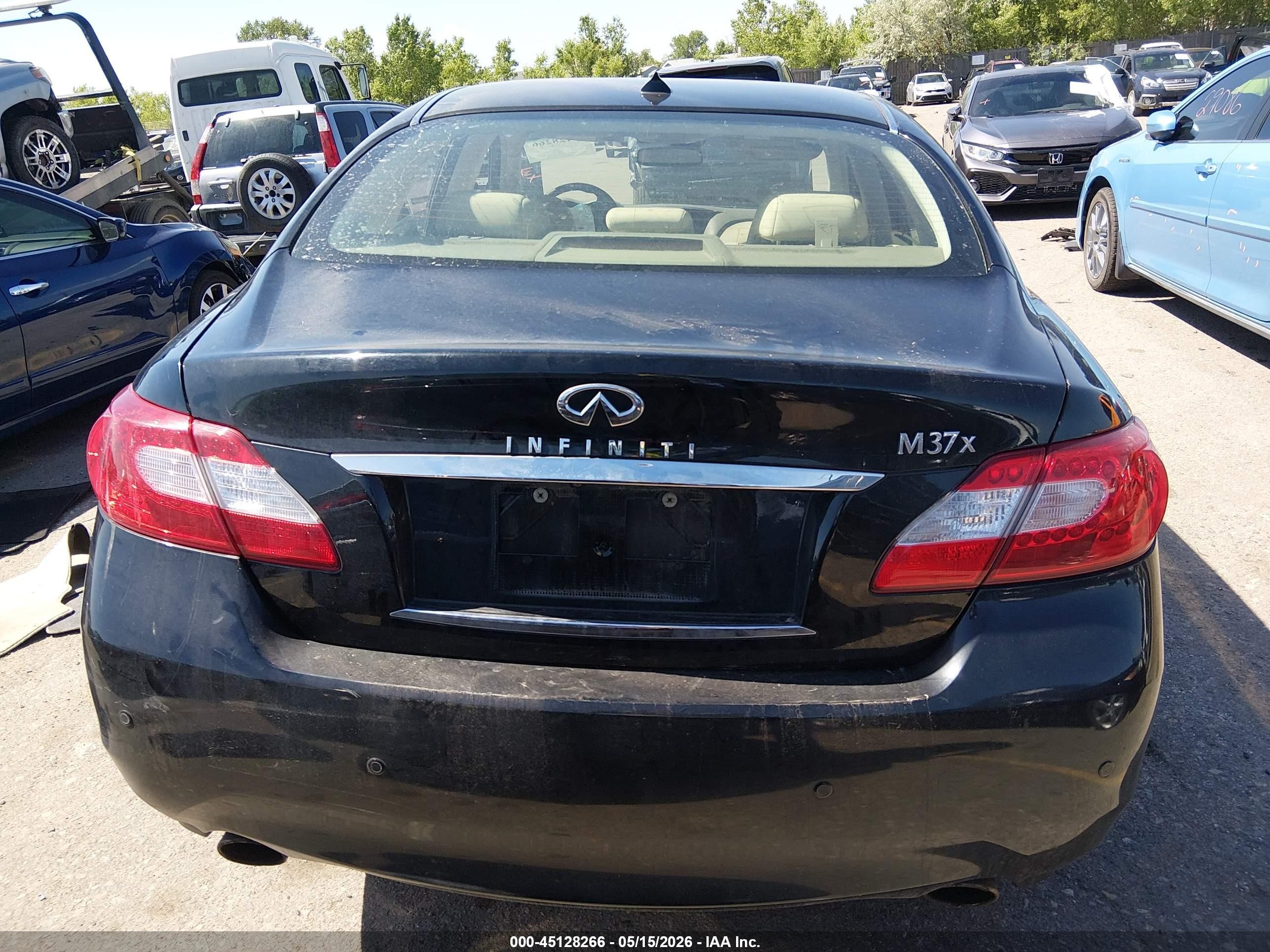 2013 Infiniti M37x Black vin: JN1BY1AR8DM600724