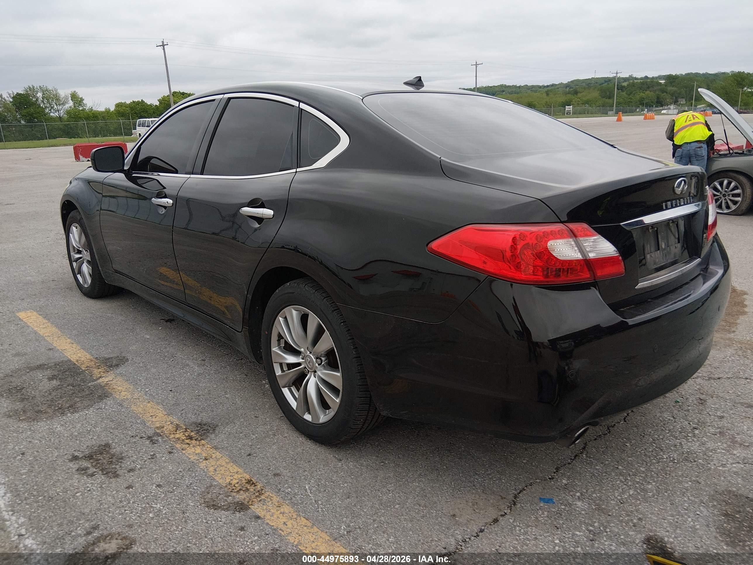 2013 Infiniti M37x   Black vin: JN1BY1AR8DM600934