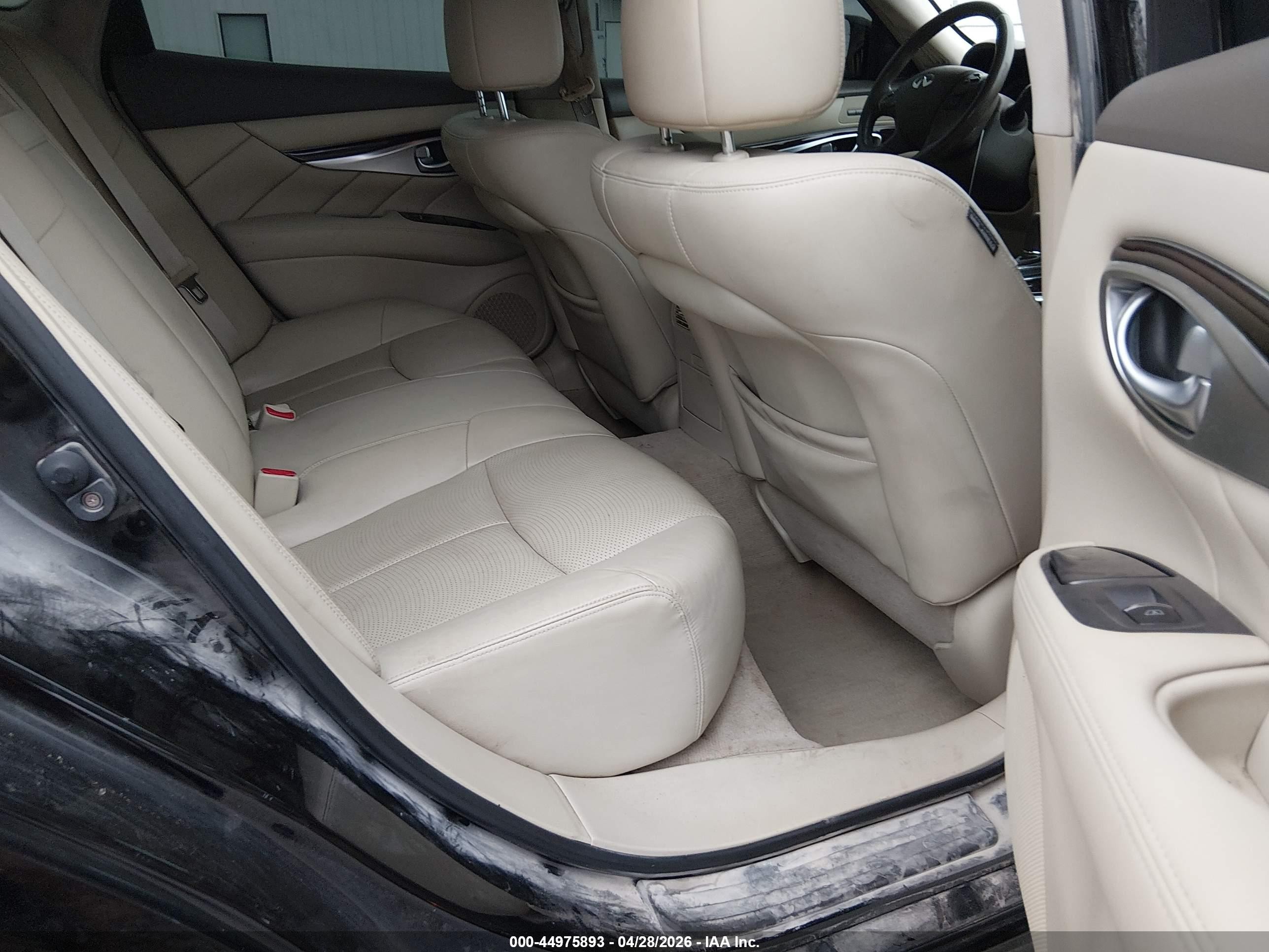 2013 Infiniti M37x   Black vin: JN1BY1AR8DM600934