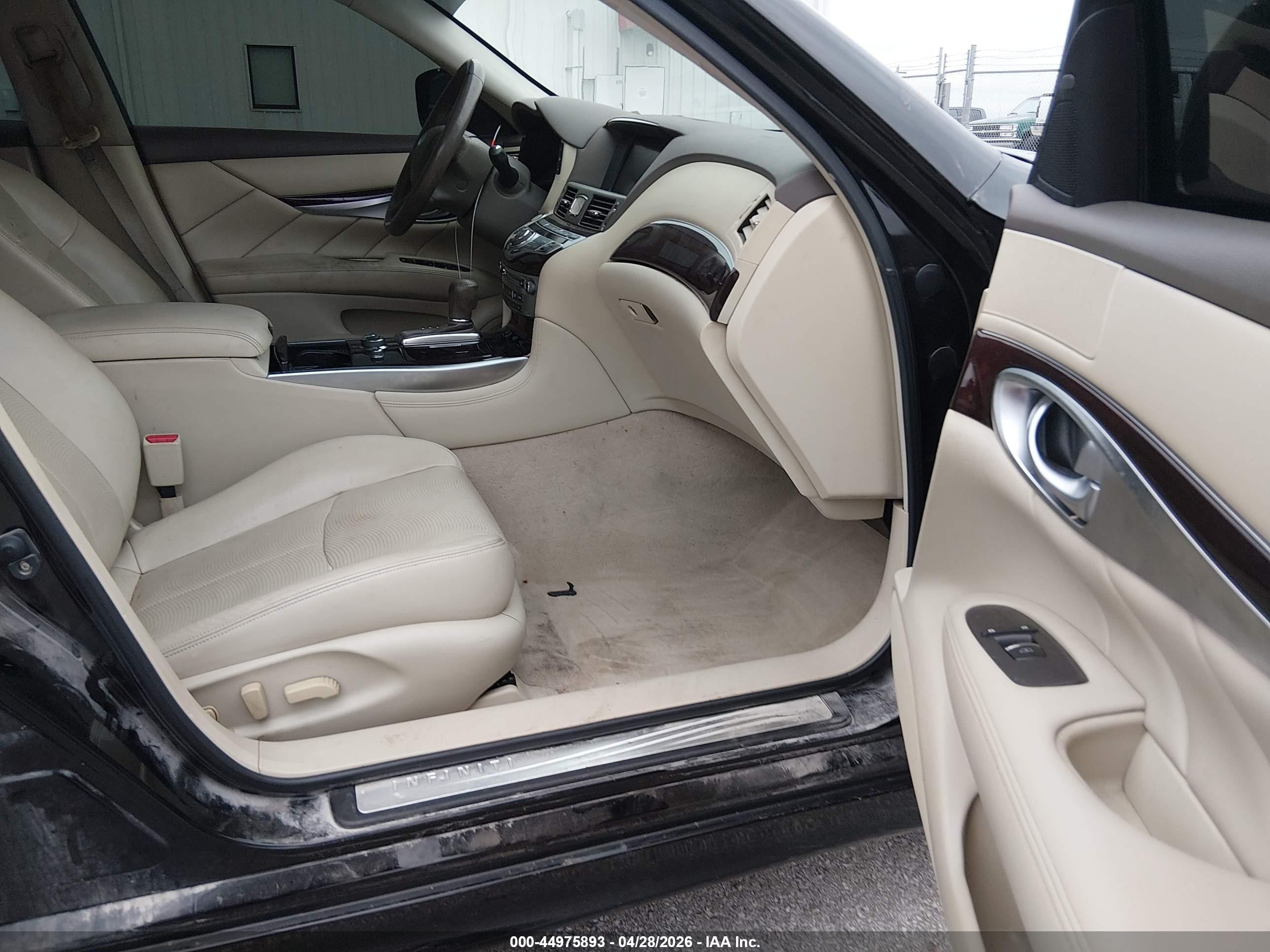 2013 Infiniti M37x   Black vin: JN1BY1AR8DM600934