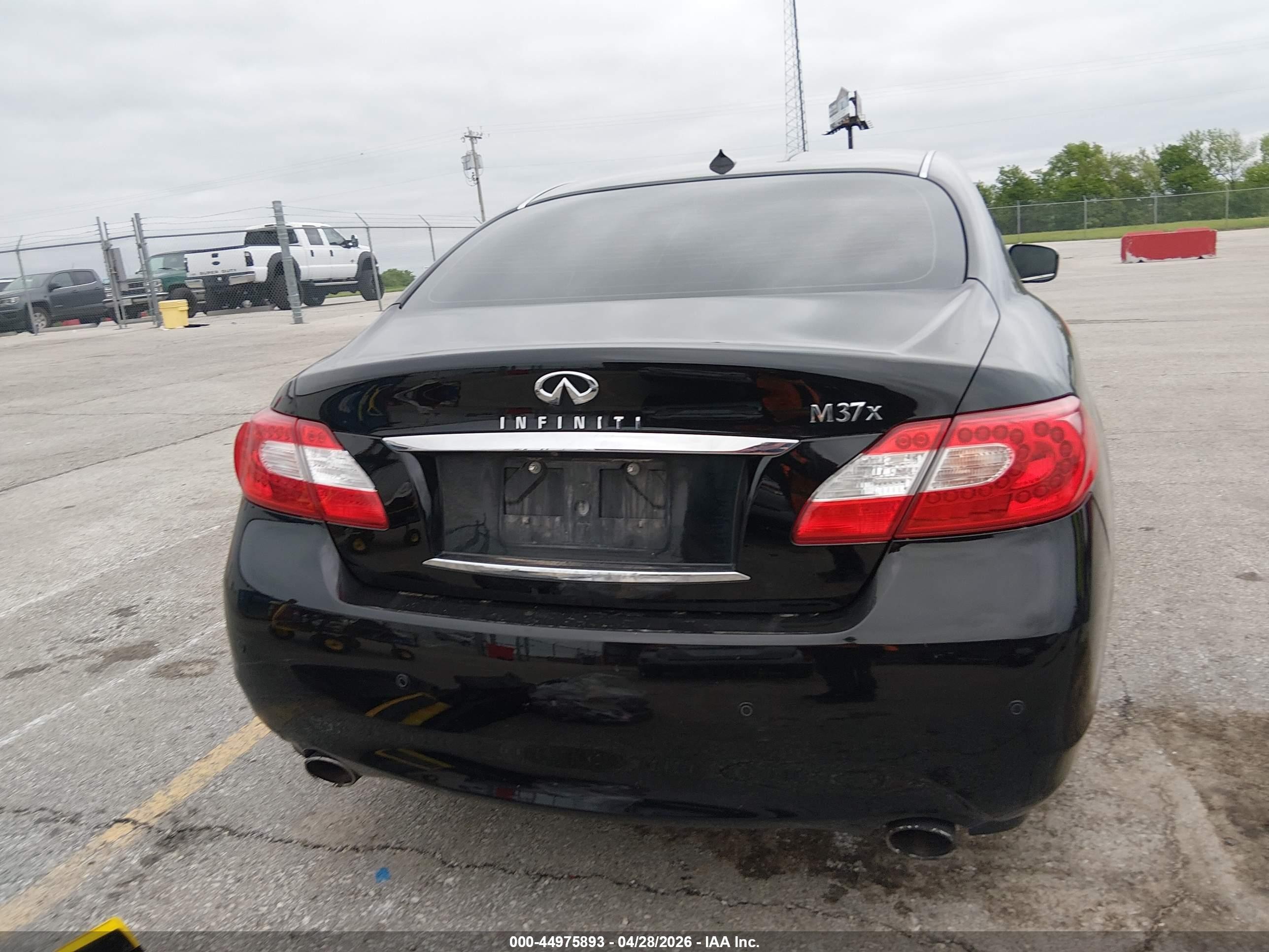 2013 Infiniti M37x   Black vin: JN1BY1AR8DM600934