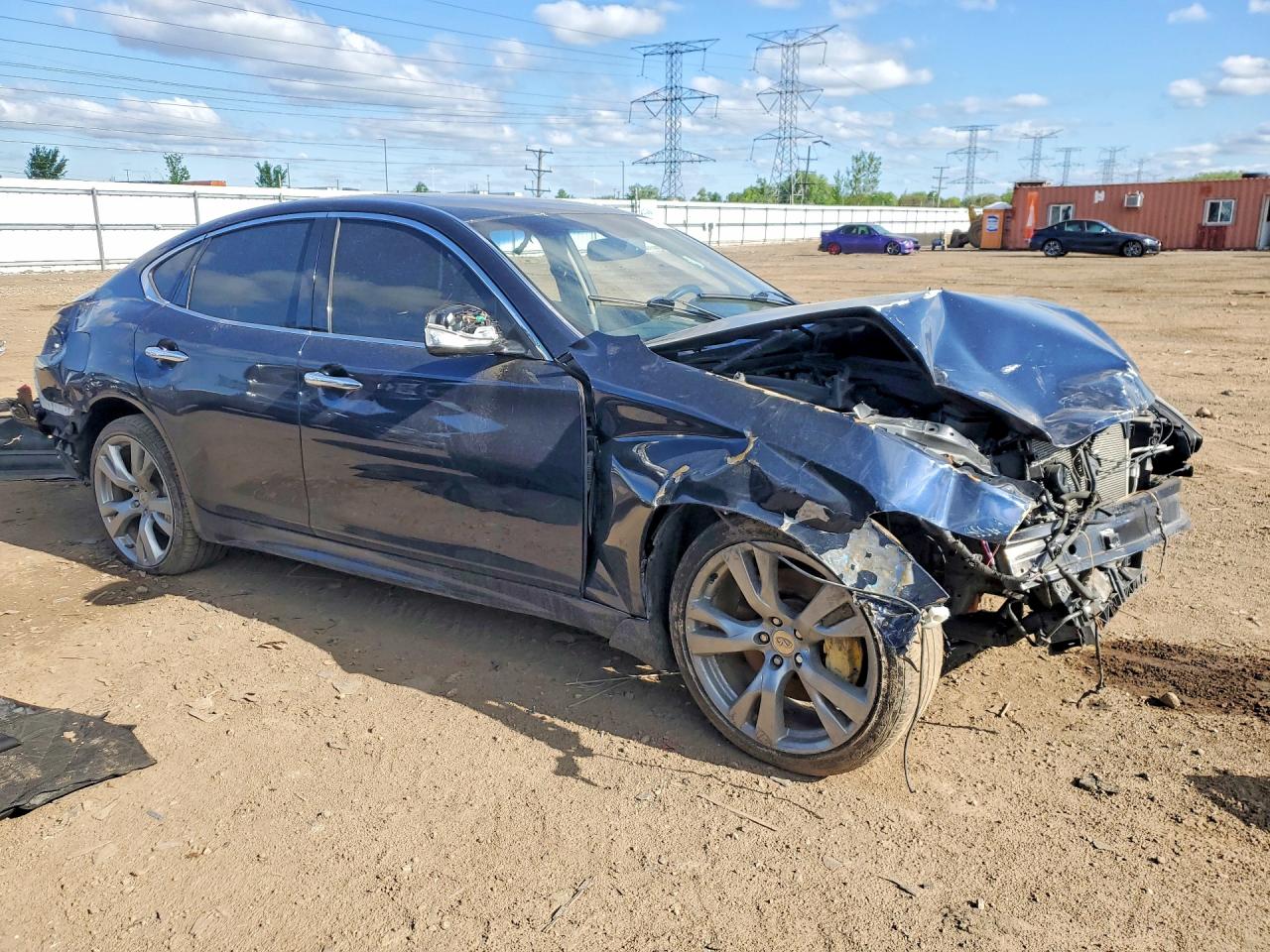 2015 Infiniti Q70 3.7 Blue vin: JN1BY1AR8FM562284