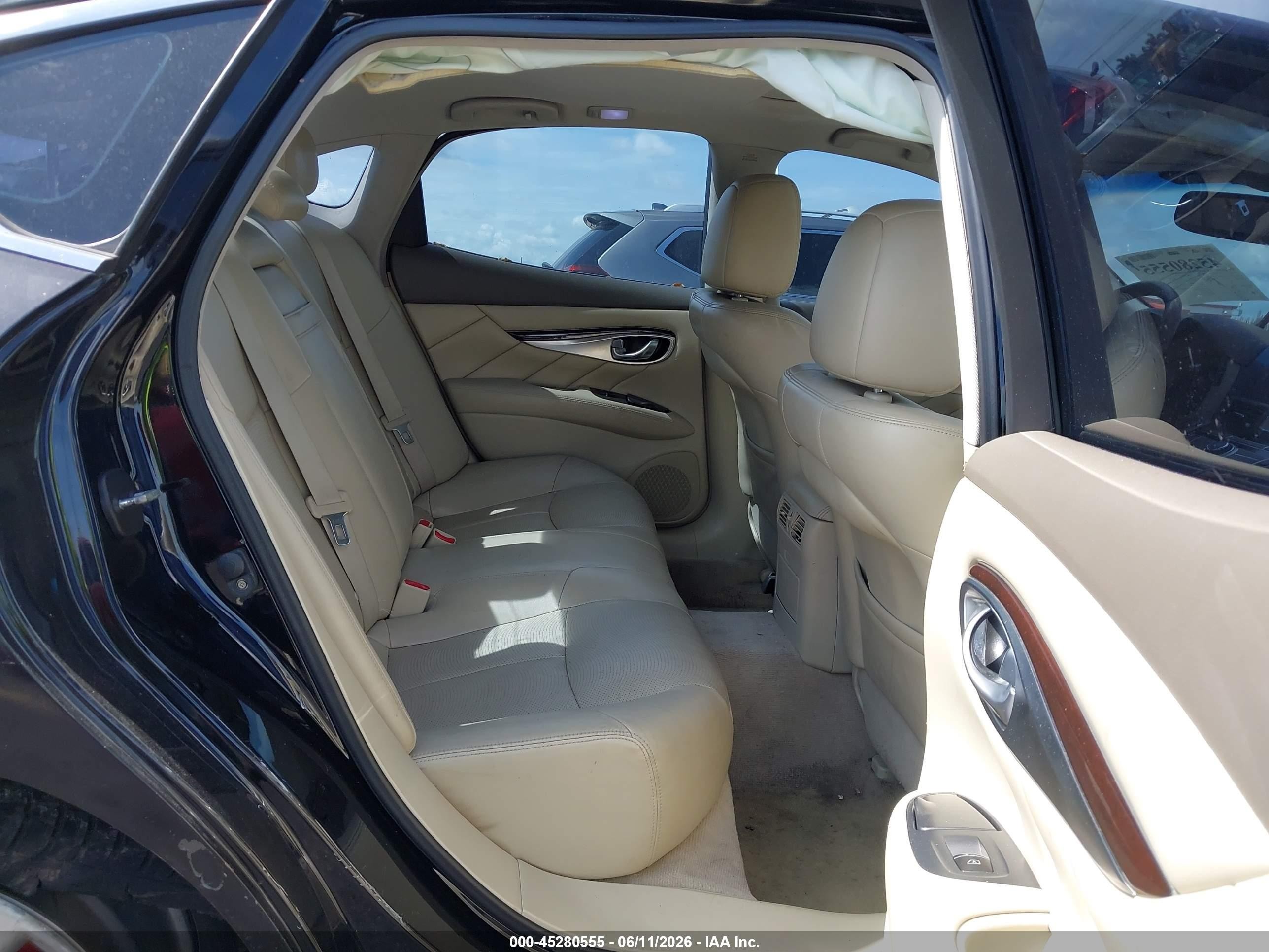 2011 Infiniti M37x Black vin: JN1BY1AR9BM371841