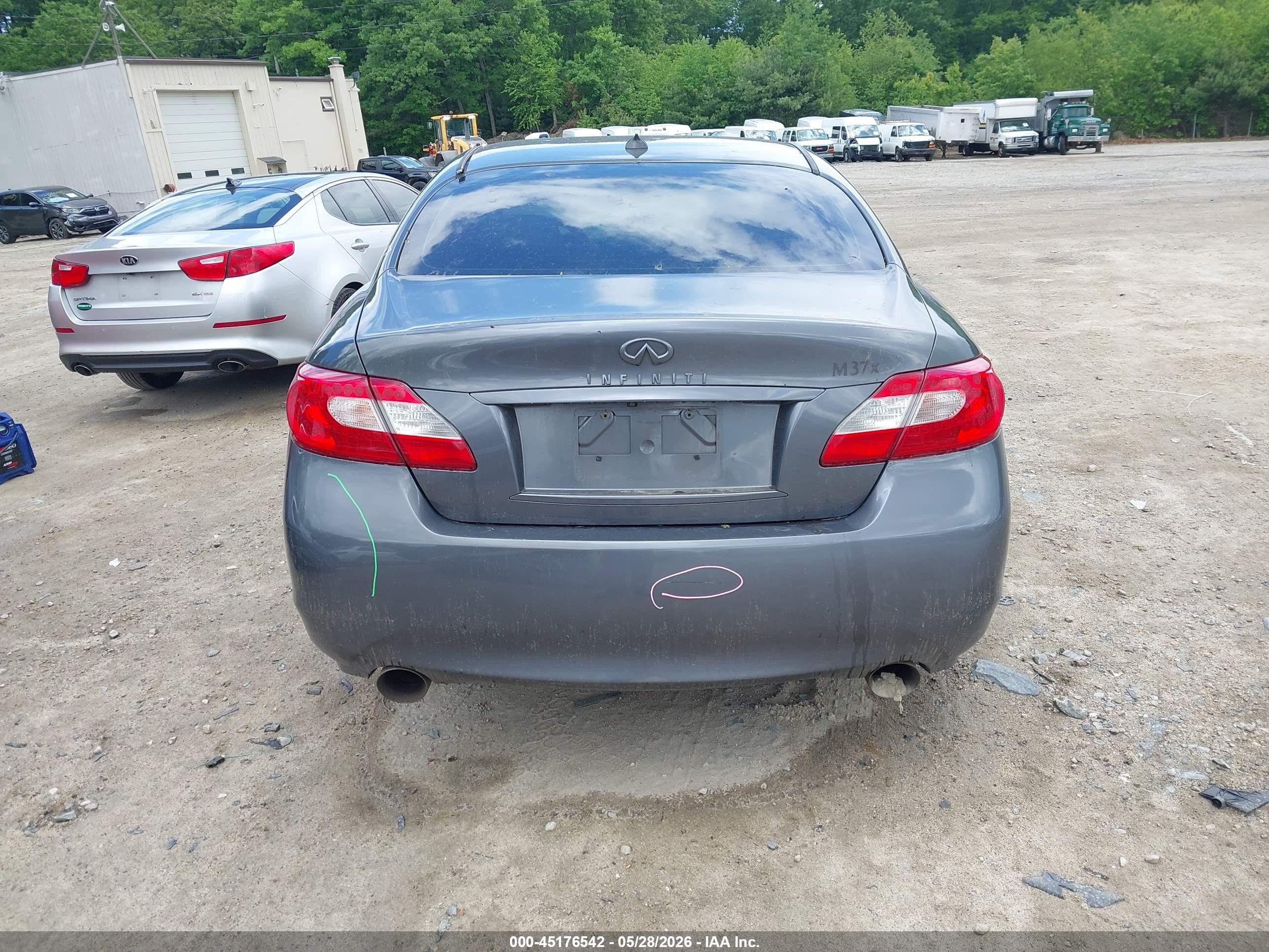 2012 Infiniti M37x   Gray vin: JN1BY1AR9CM394084