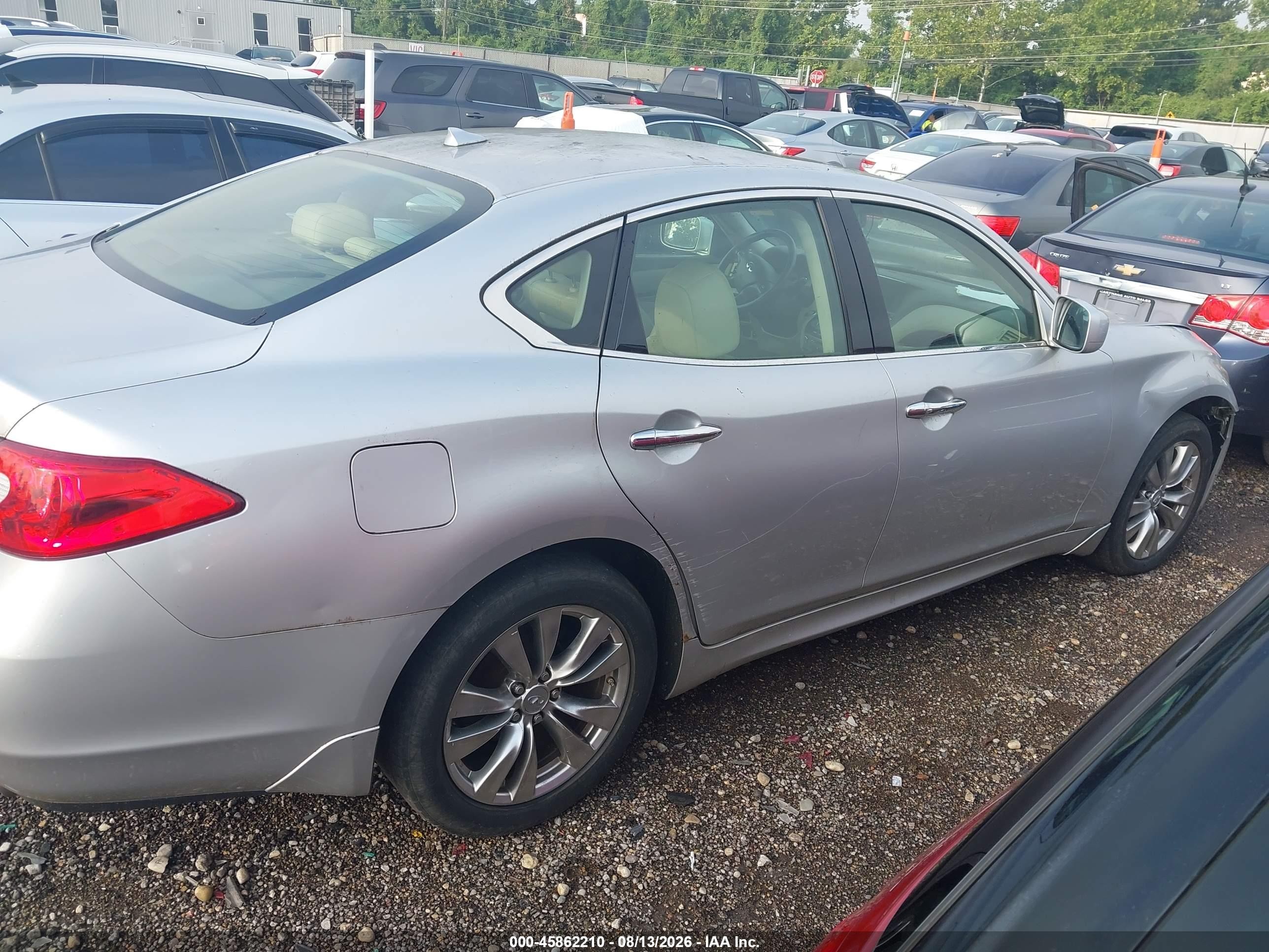 2012 Infiniti M37x Silver vin: JN1BY1AR9CM396093