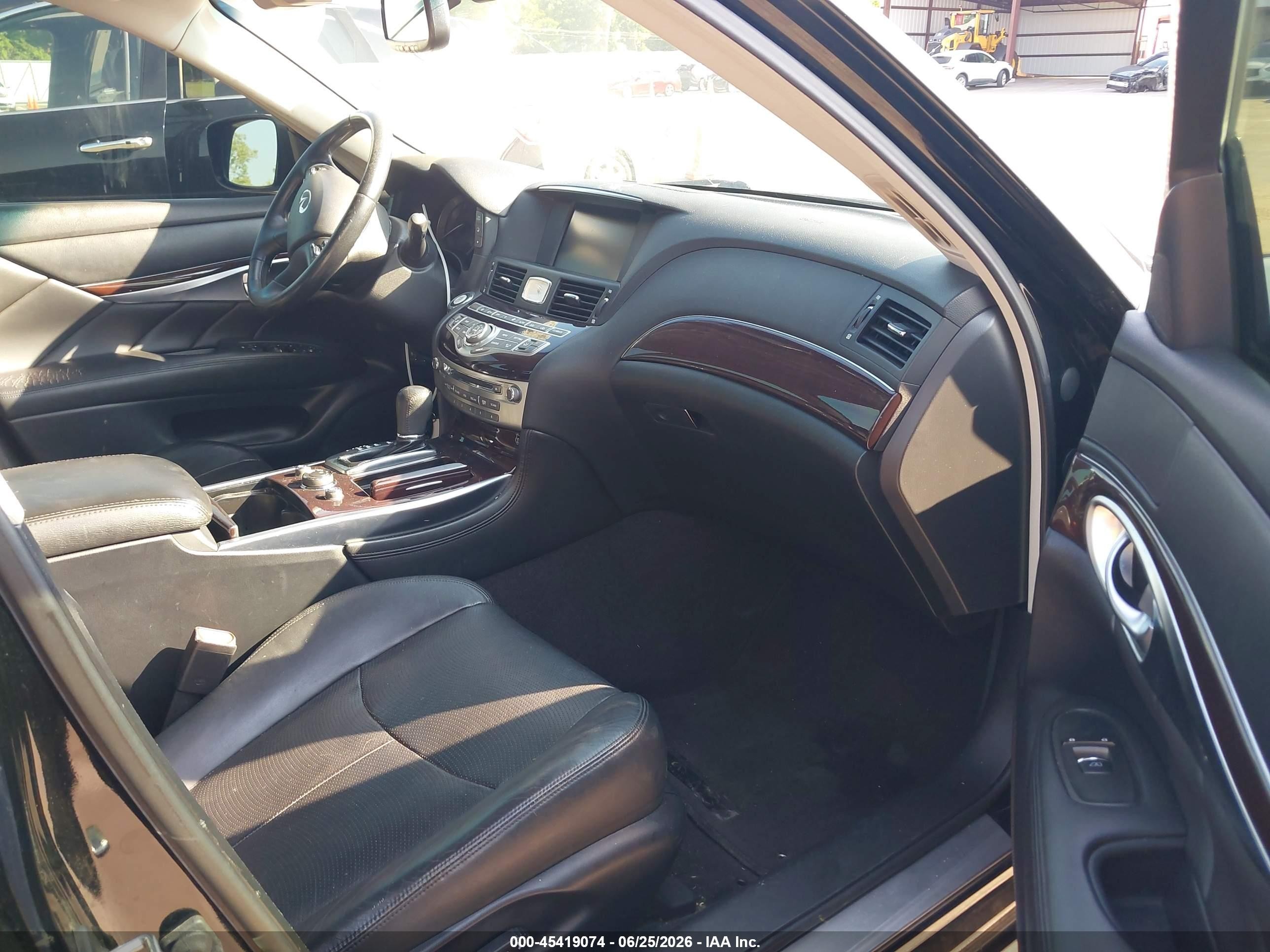 2012 Infiniti M37x   Black vin: JN1BY1AR9CM396109