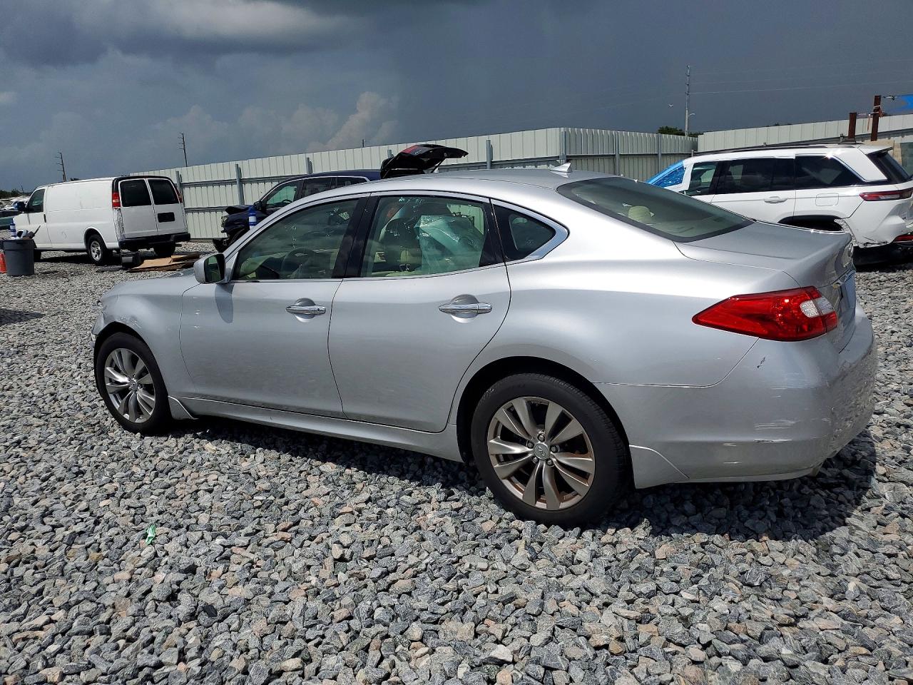 2013 Infiniti M37 X Silver vin: JN1BY1AR9DM601574