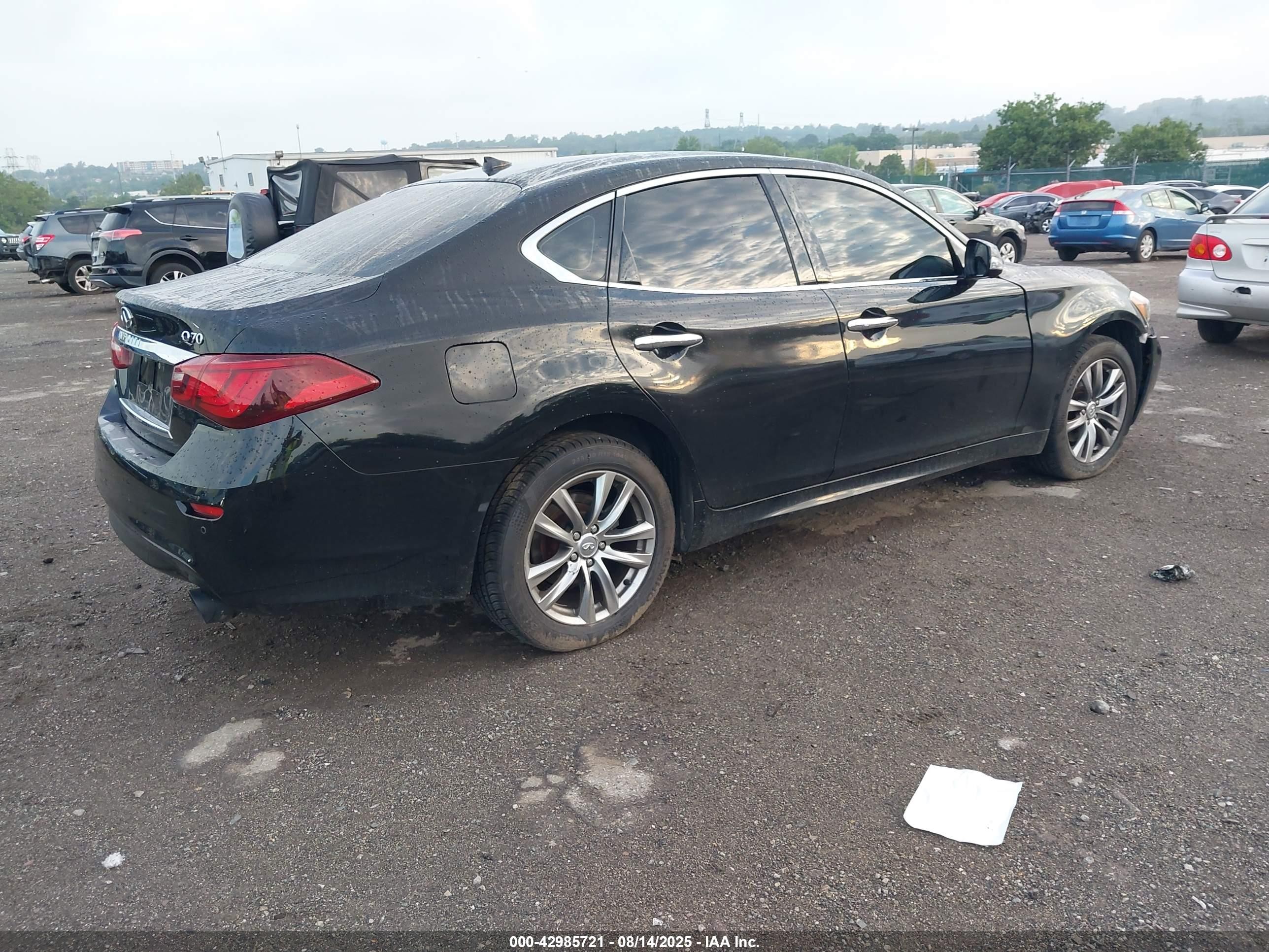 2015 Infiniti Q70 3.7x Black vin: JN1BY1AR9FM560169