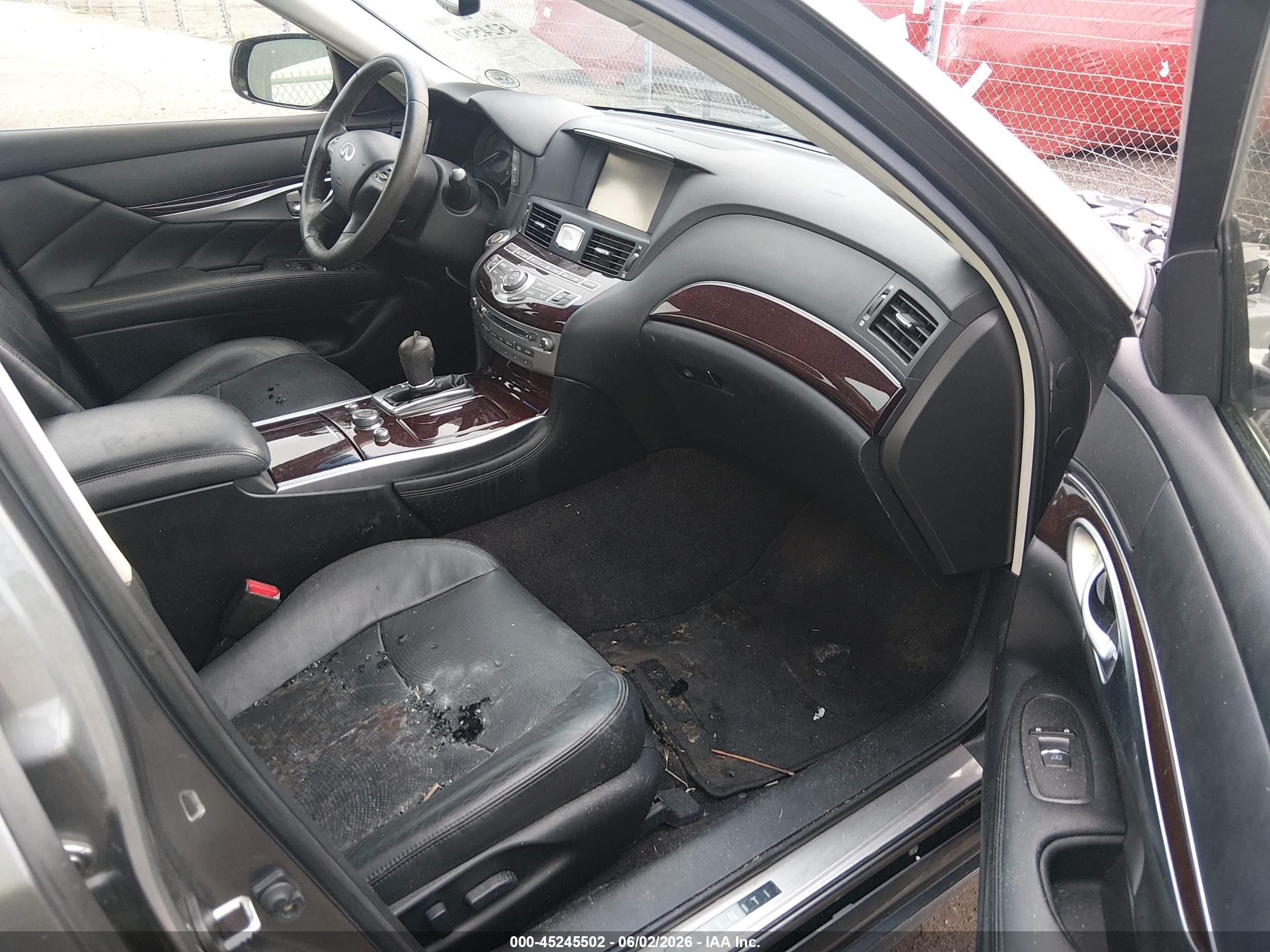 2015 Infiniti Q70 3.7x Gray vin: JN1BY1AR9FM560432