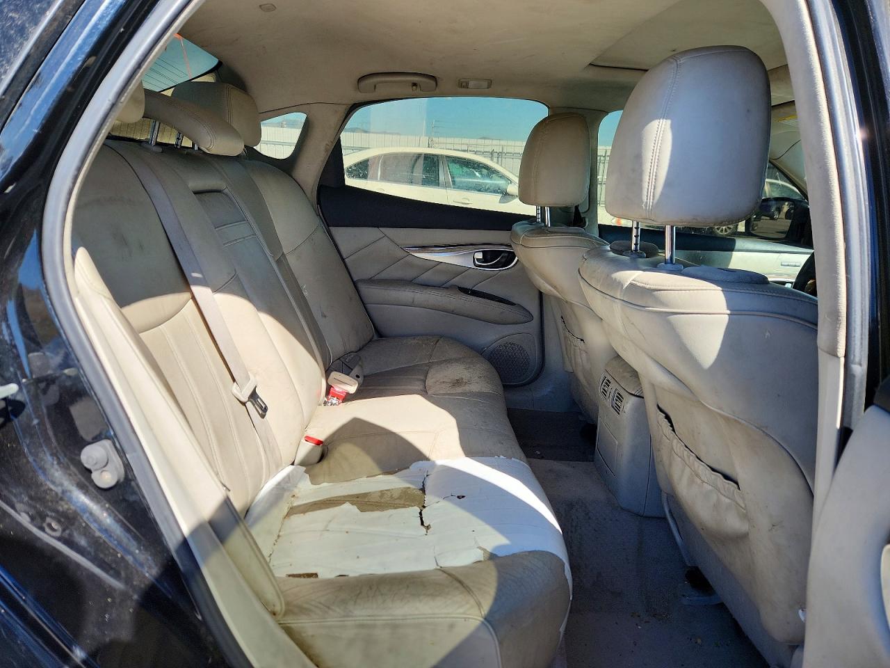 2011 Infiniti M37 X Black vin: JN1BY1ARXBM370830