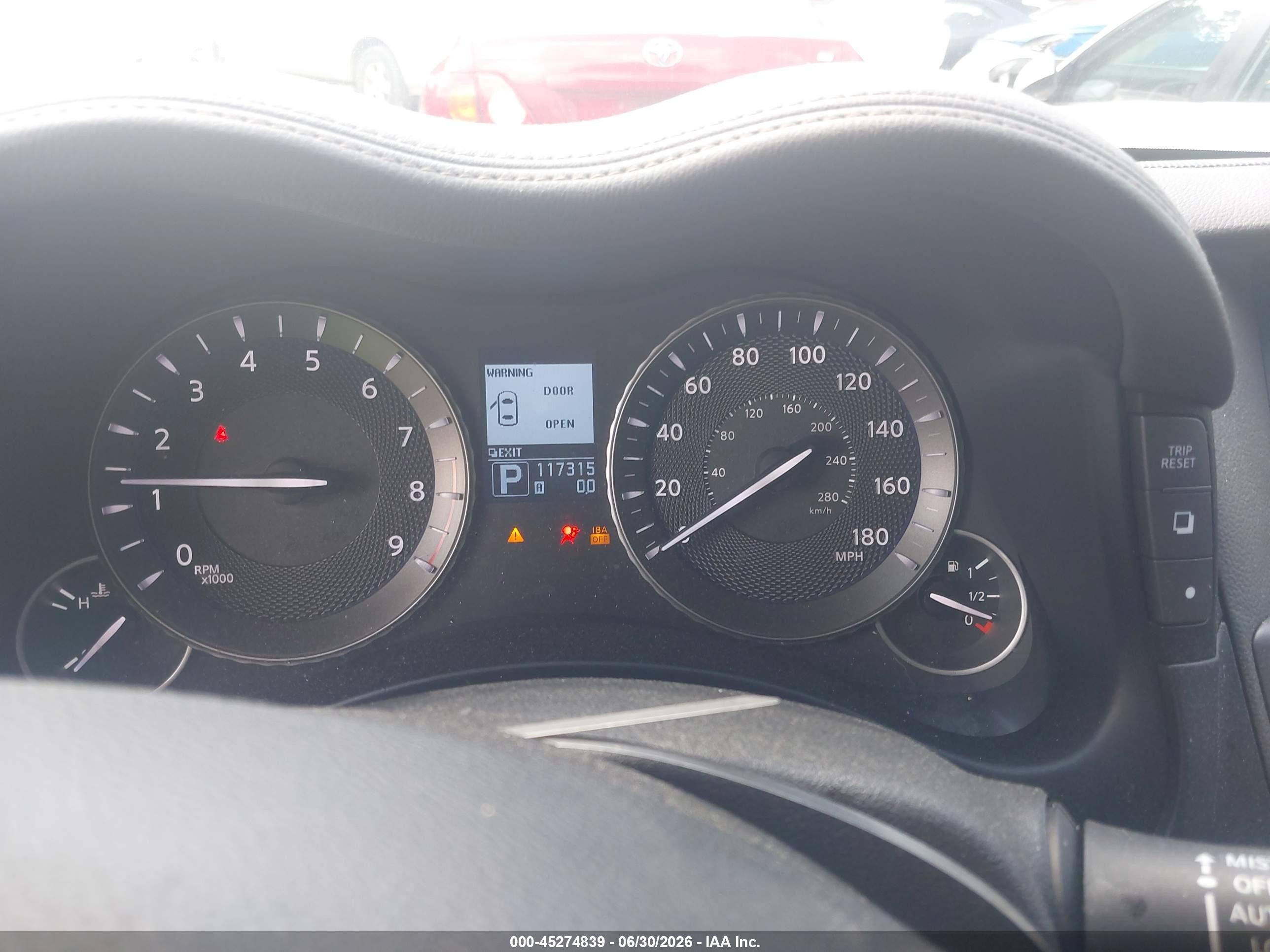 2013 Infiniti M37x   White vin: JN1BY1ARXDM602216