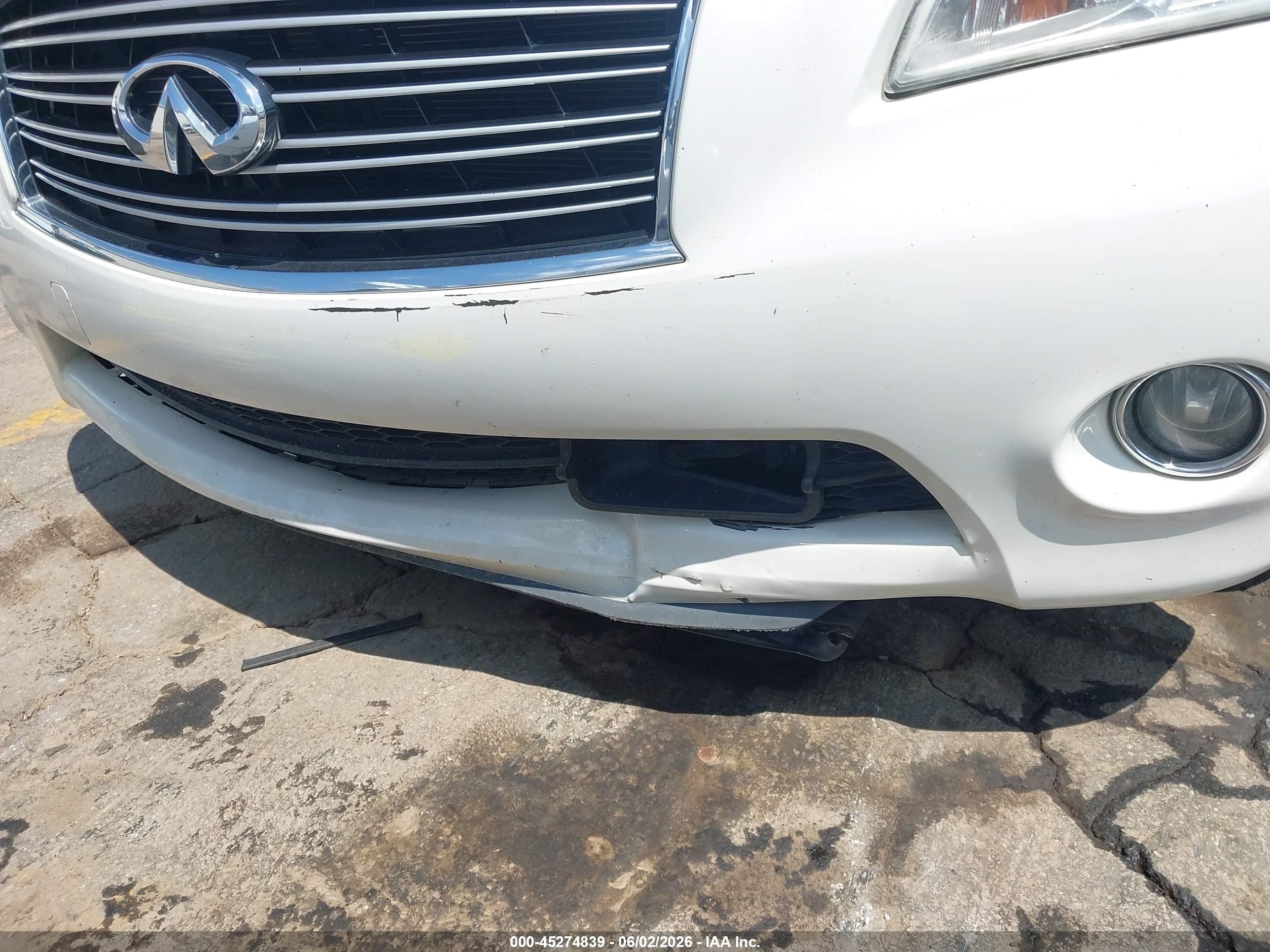 2013 Infiniti M37x   White vin: JN1BY1ARXDM602216