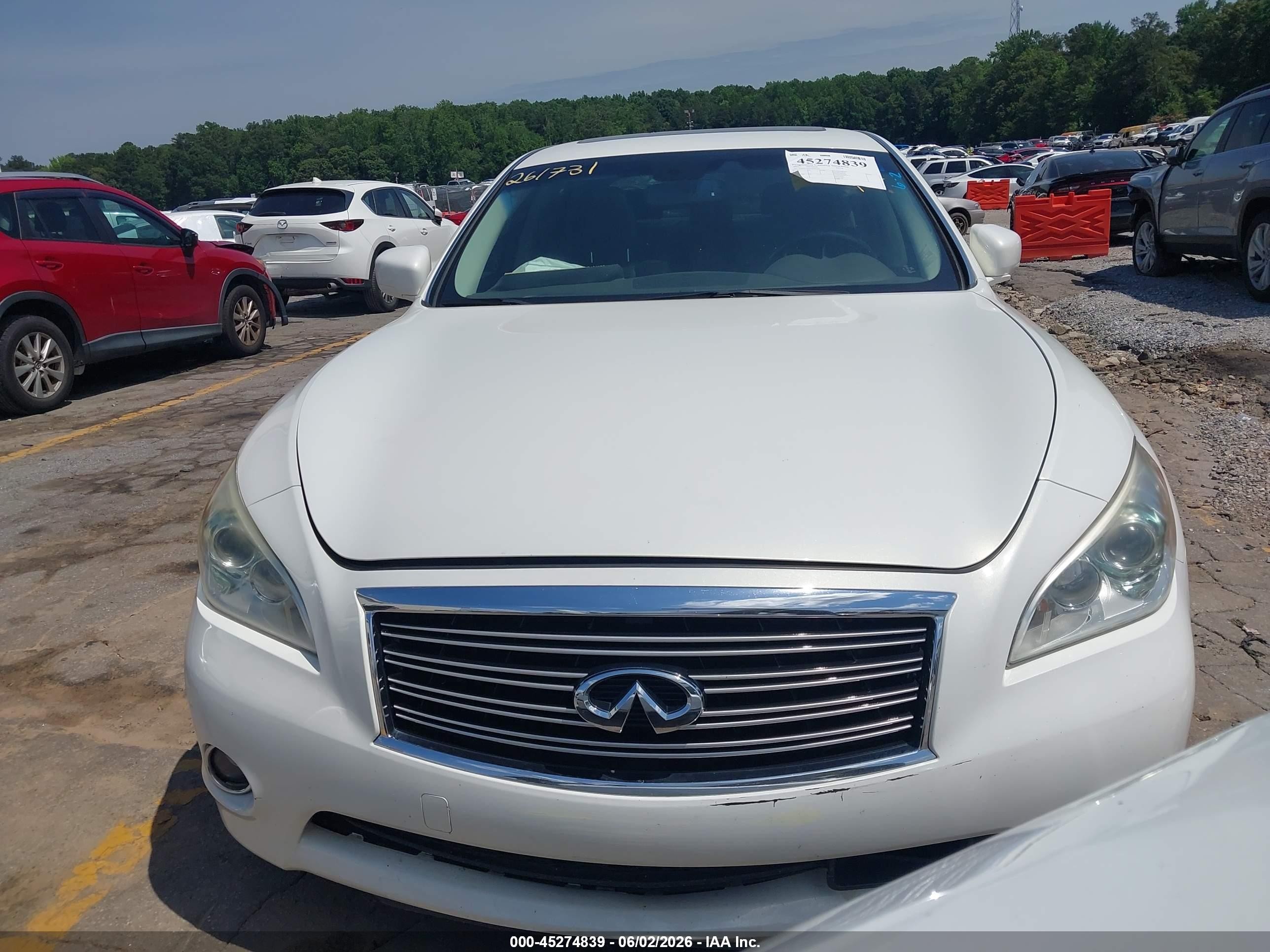 2013 Infiniti M37x   White vin: JN1BY1ARXDM602216