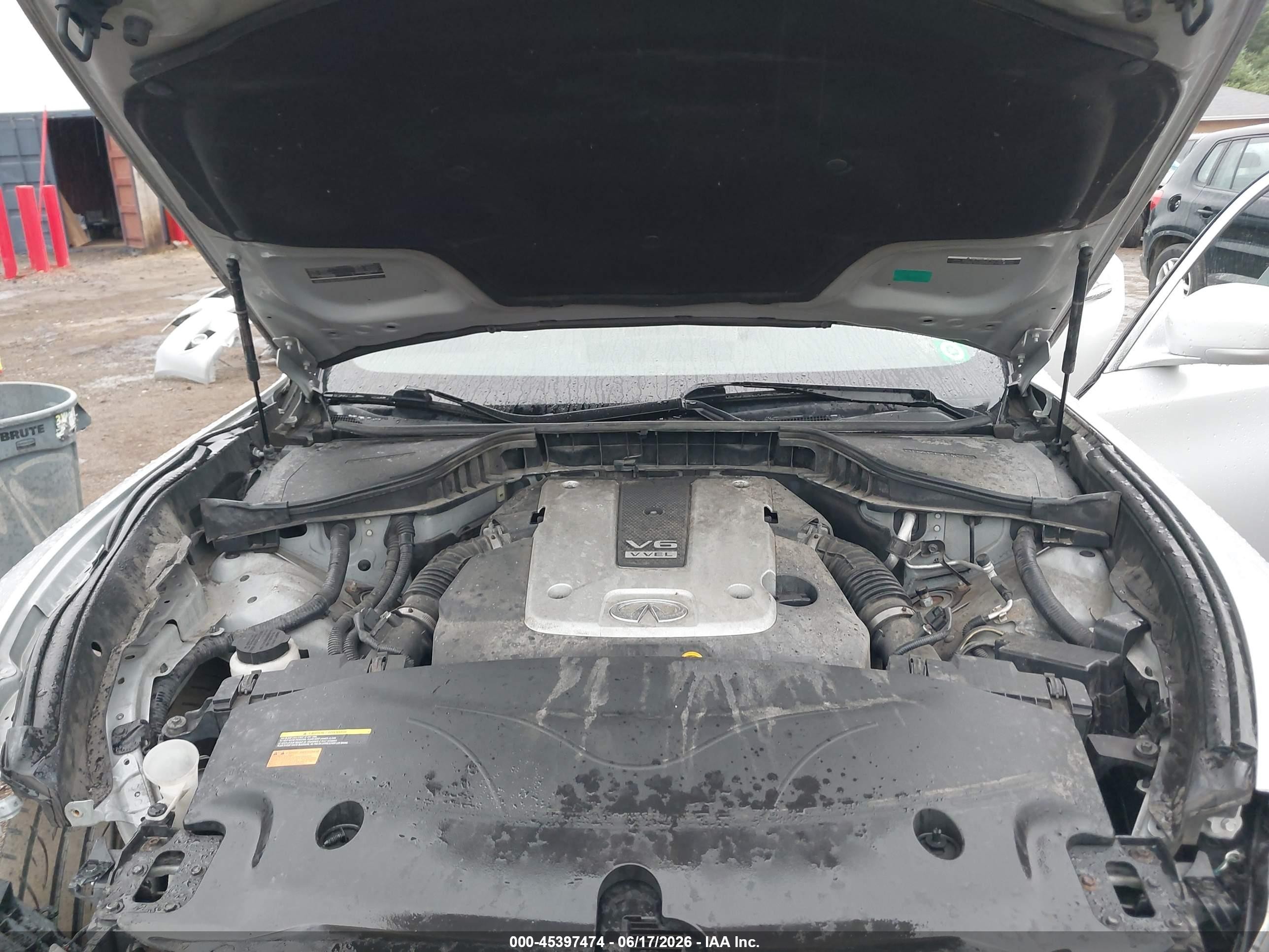 2013 Infiniti M37x   Silver vin: JN1BY1ARXDM604628