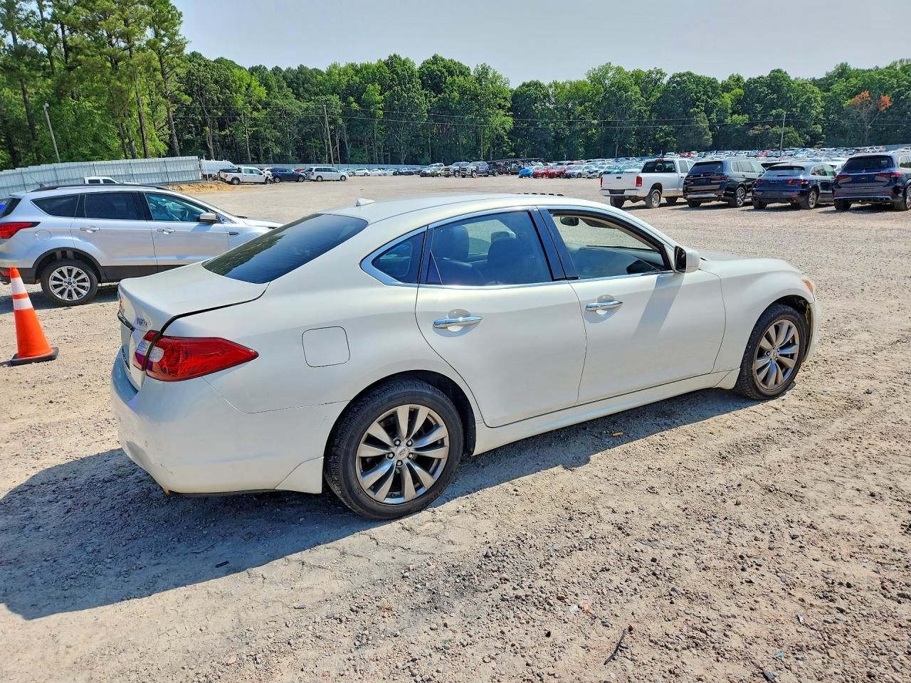 2013 Infiniti M37 X White vin: JN1BY1ARXDM605049