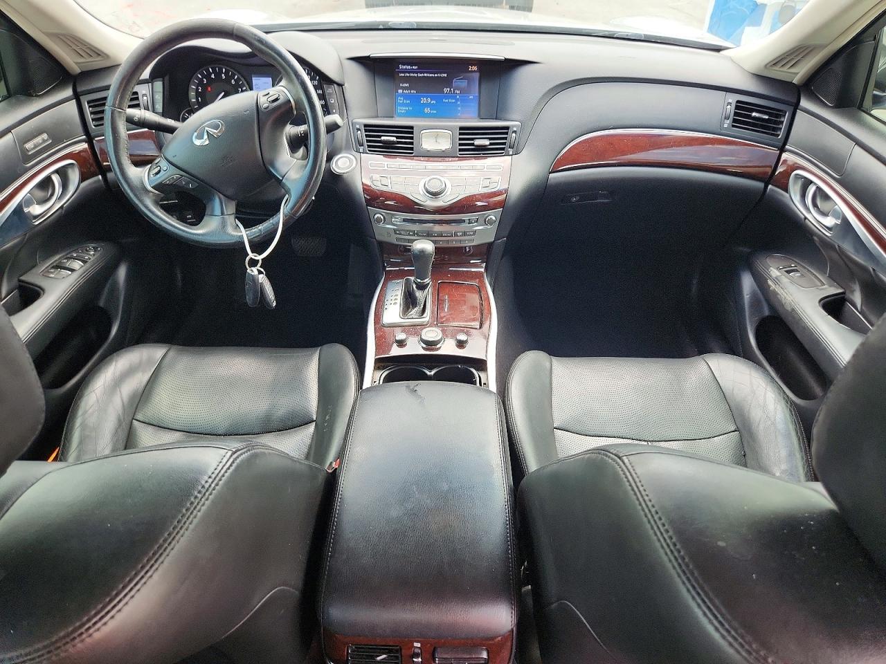 2015 Infiniti Q70l 3.7 Silver vin: JN1BY1PP0FM601018