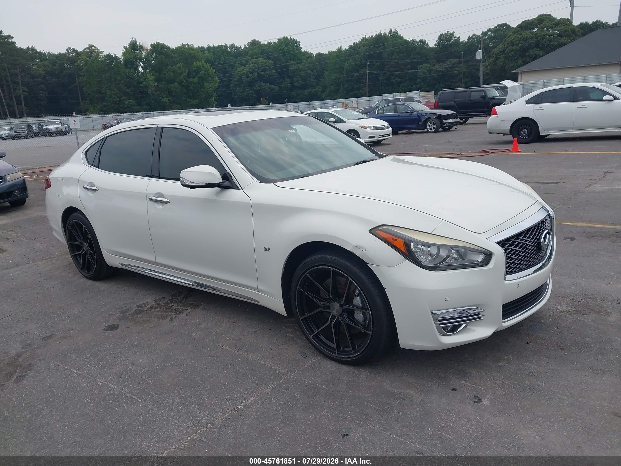 2015 Infiniti Q70l 3.7 White vin: JN1BY1PP0FM602024