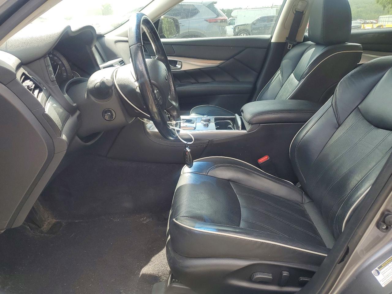2018 Infiniti Q70l 3.7 Luxe Gray vin: JN1BY1PP0JM330342
