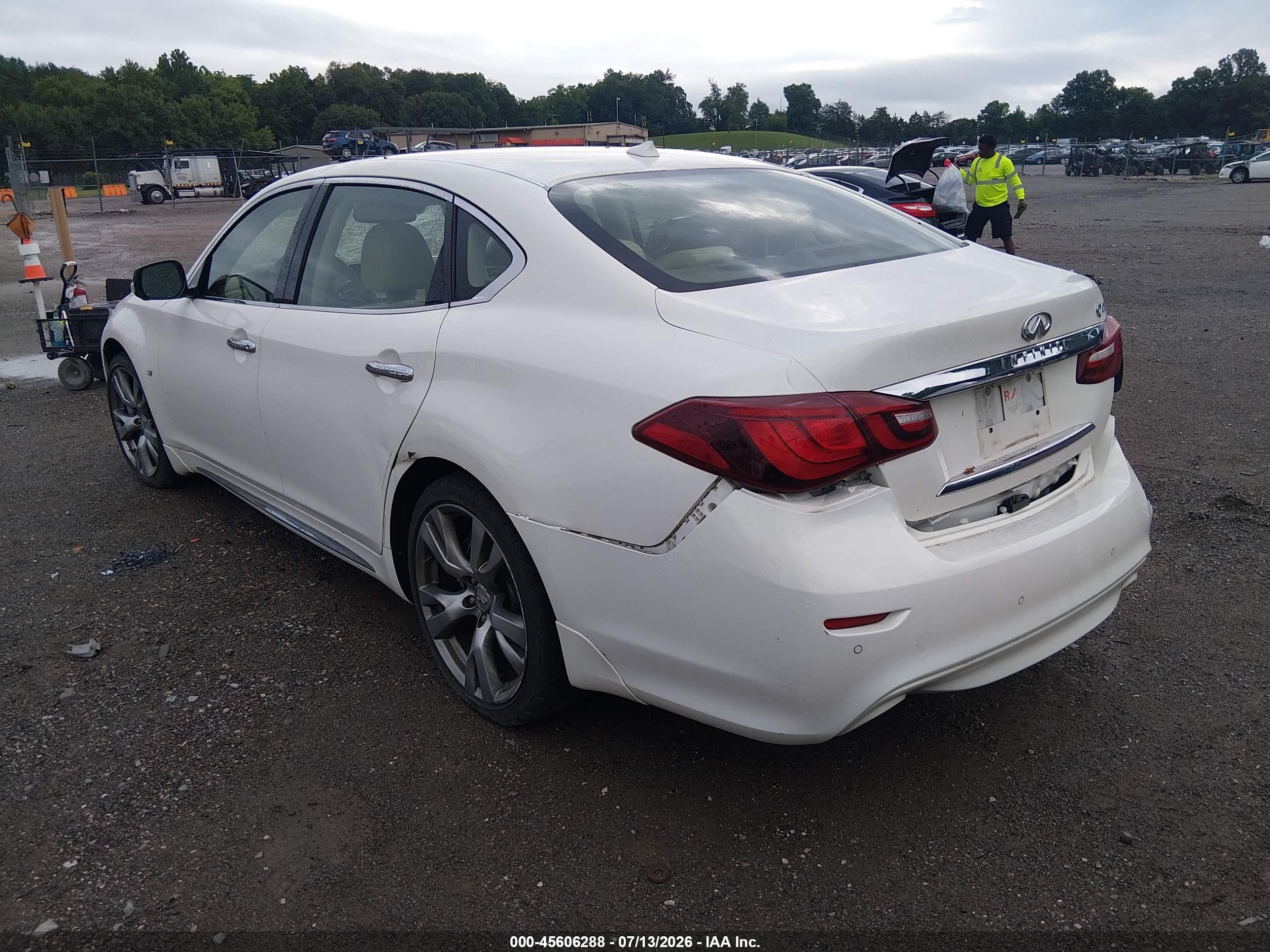 2015 Infiniti Q70l 3.7 White vin: JN1BY1PP1FM600363