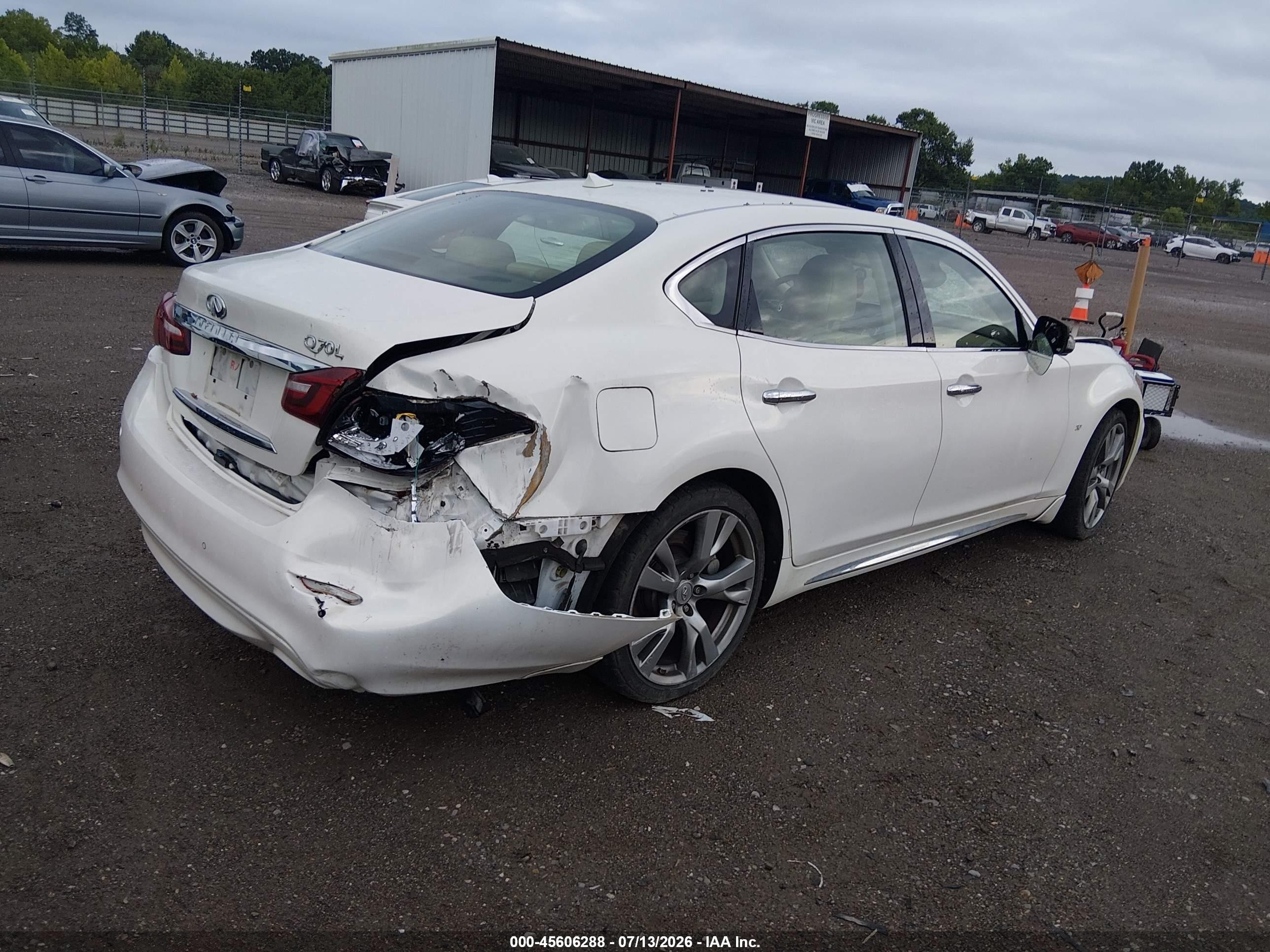 2015 Infiniti Q70l 3.7 White vin: JN1BY1PP1FM600363