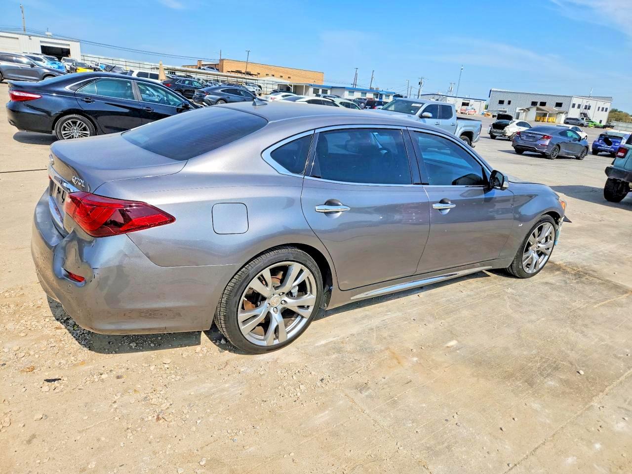 2015 Infiniti Q70l 3.7 Gray vin: JN1BY1PP1FM600413