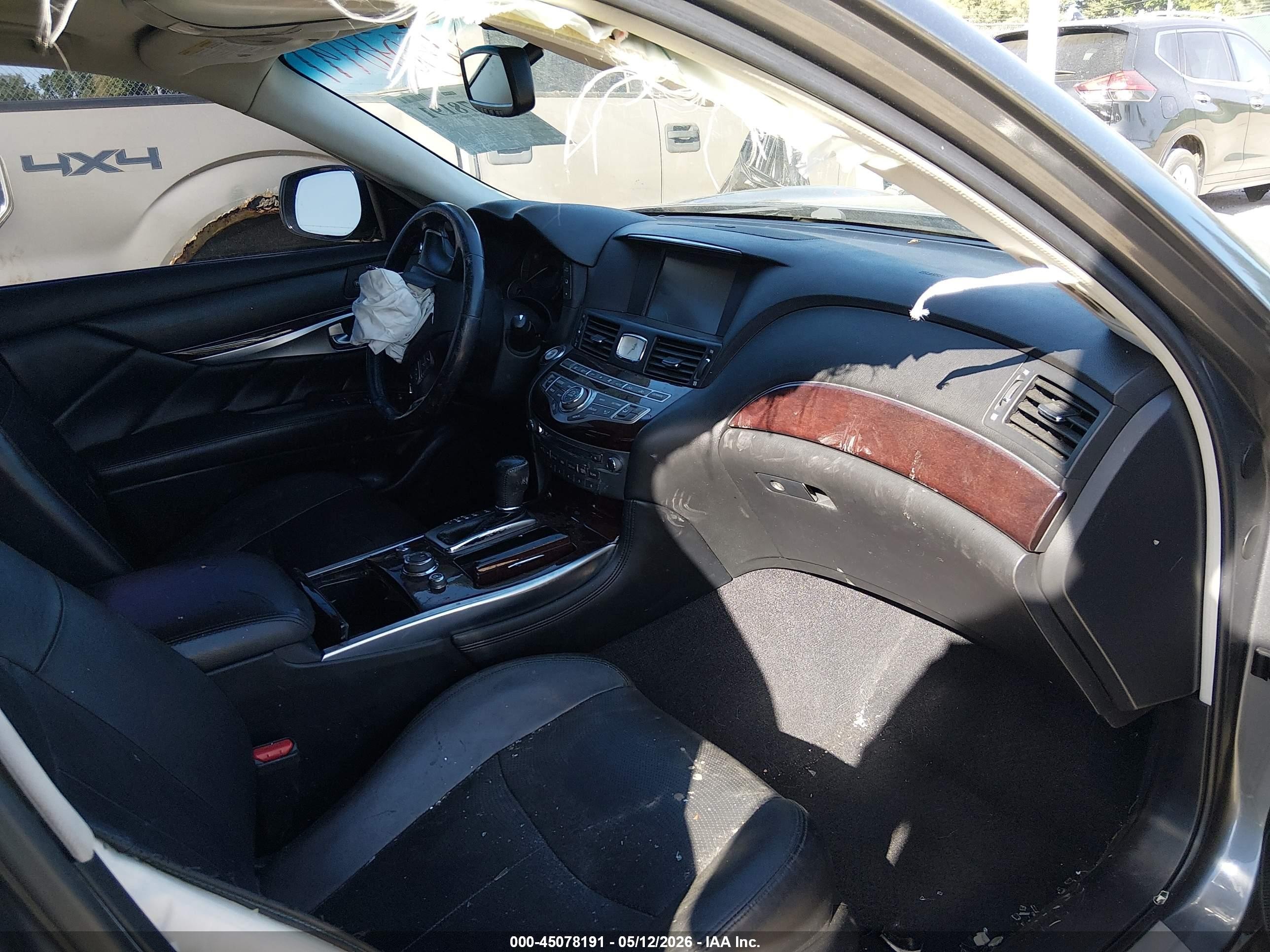 2015 Infiniti Q70l 3.7 Gray vin: JN1BY1PP5FM601502