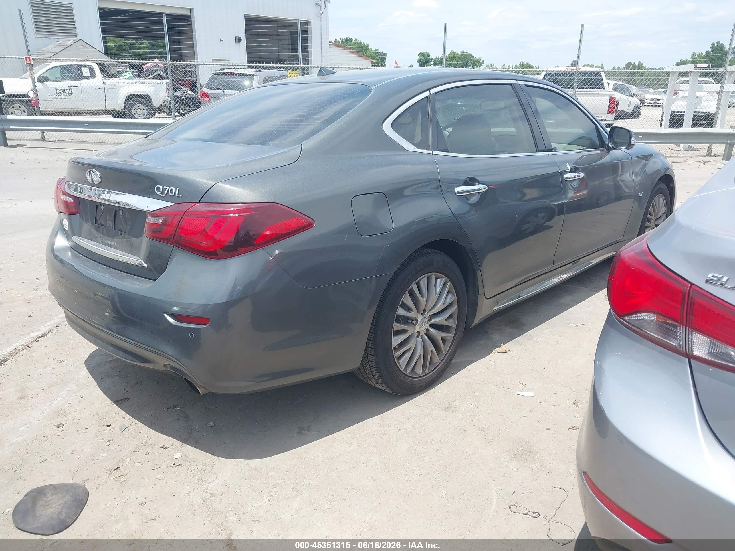 2015 Infiniti Q70l 3.7 Gray vin: JN1BY1PP8FM600148