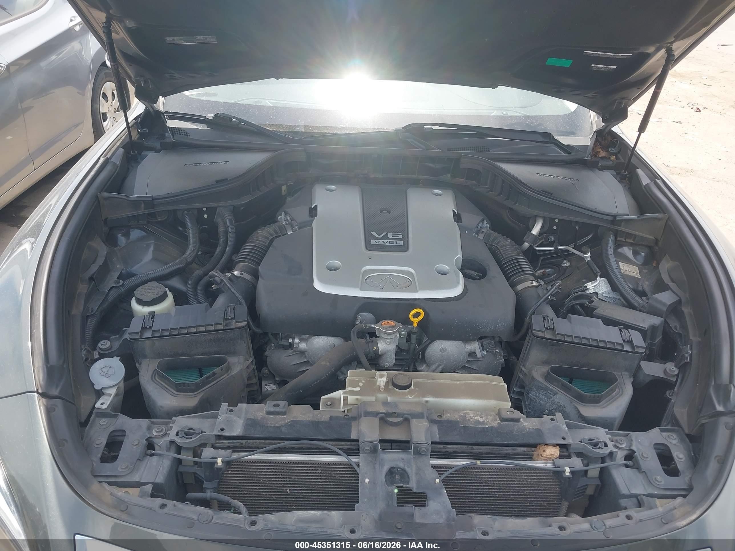 2015 Infiniti Q70l 3.7 Gray vin: JN1BY1PP8FM600148