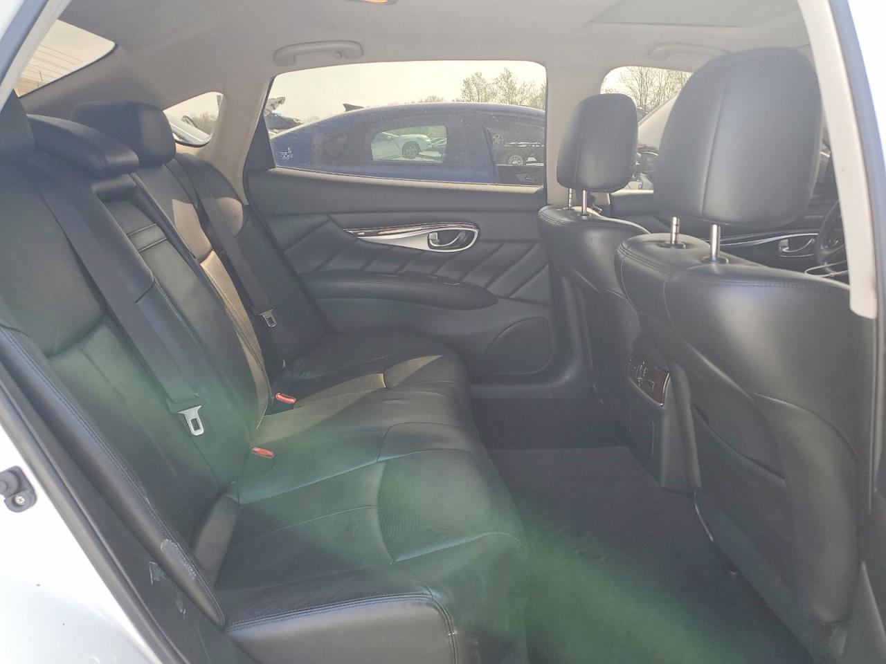 2015 Infiniti Q70l 3.7 White vin: JN1BY1PP8FM600814