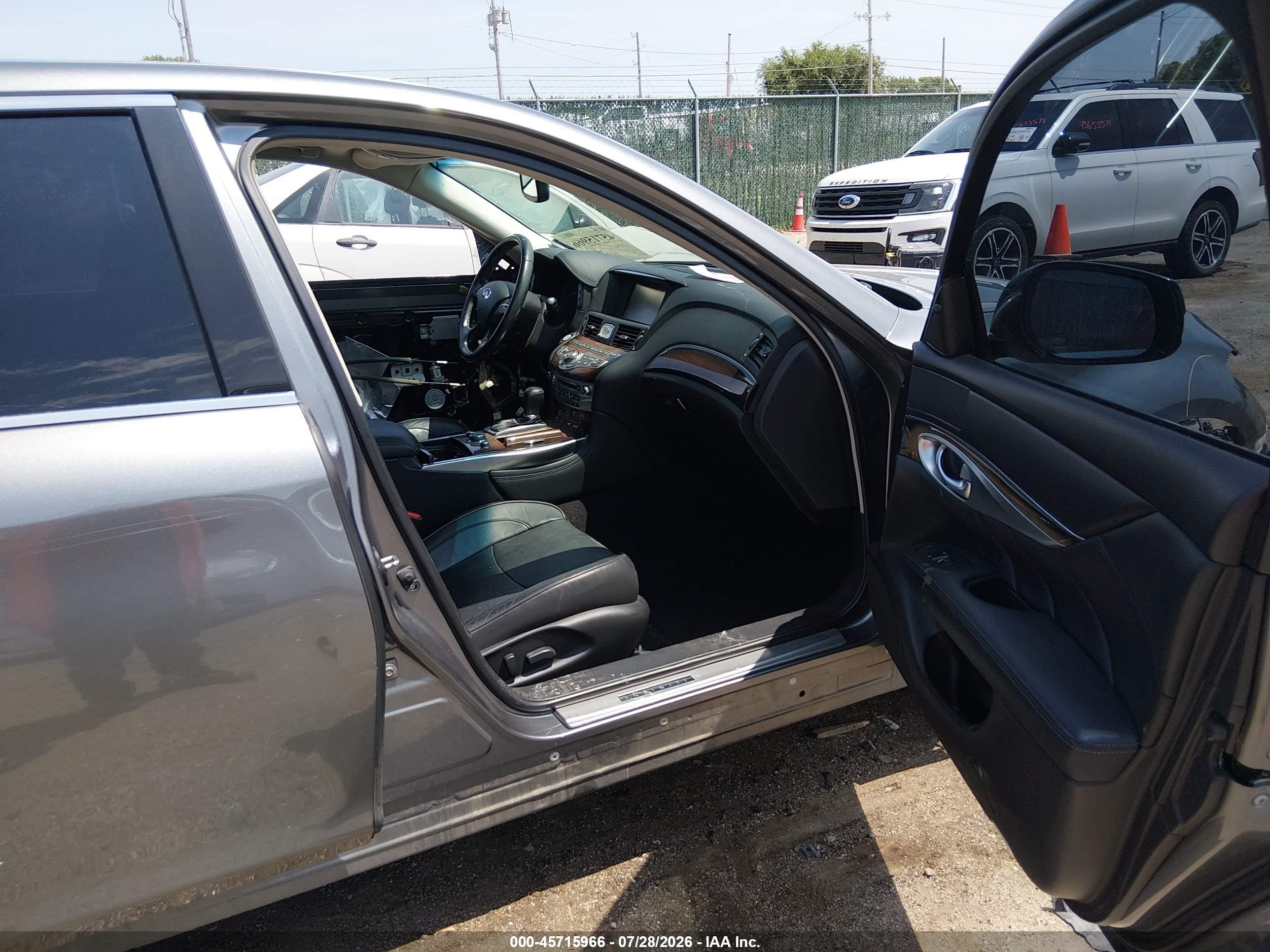 2015 Infiniti Q70l 3.7 Gray vin: JN1BY1PP8FM601705